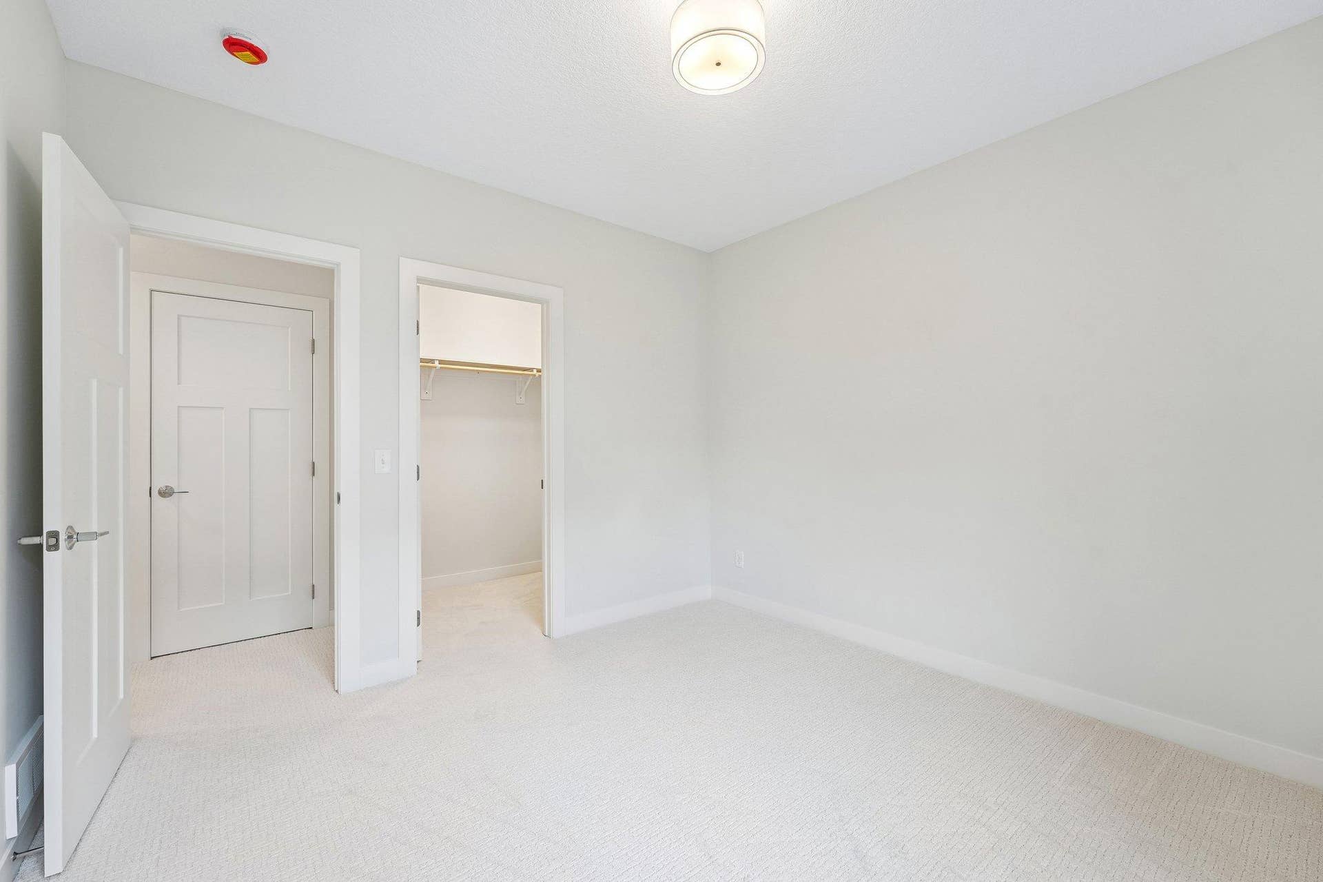 325 County Road B W, Roseville, MN 55113 50-web-or-mls-County Road B-S0110-050.jpg