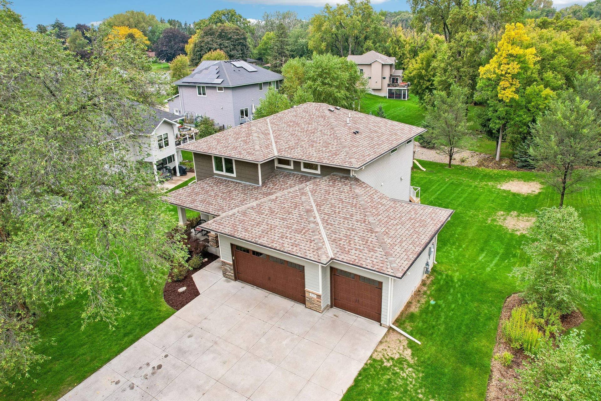 325 County Road B W, Roseville, MN 55113 72-web-or-mls-County Road B-S0110-072.jpg