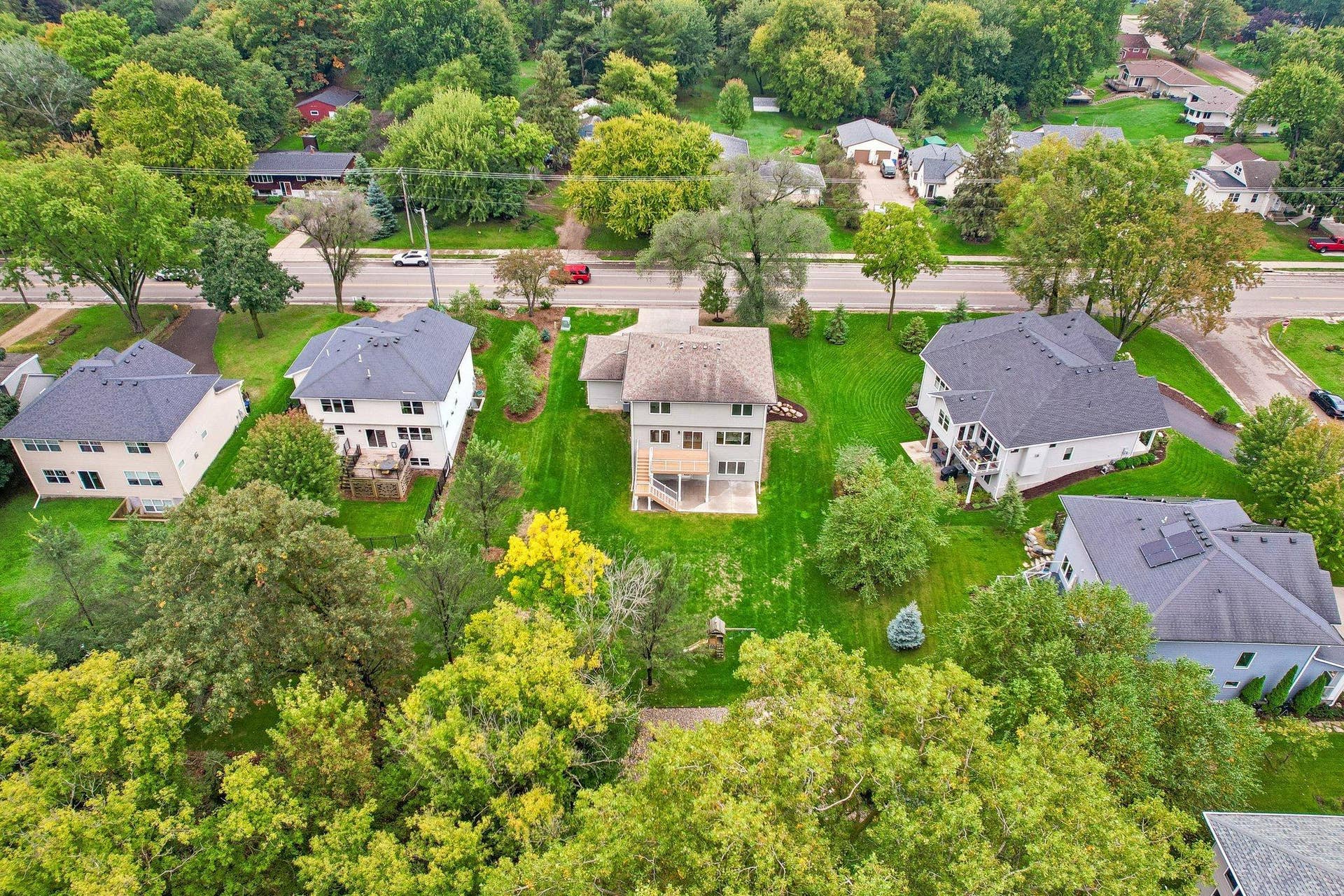325 County Road B W, Roseville, MN 55113 73-web-or-mls-County Road B-S0110-073.jpg
