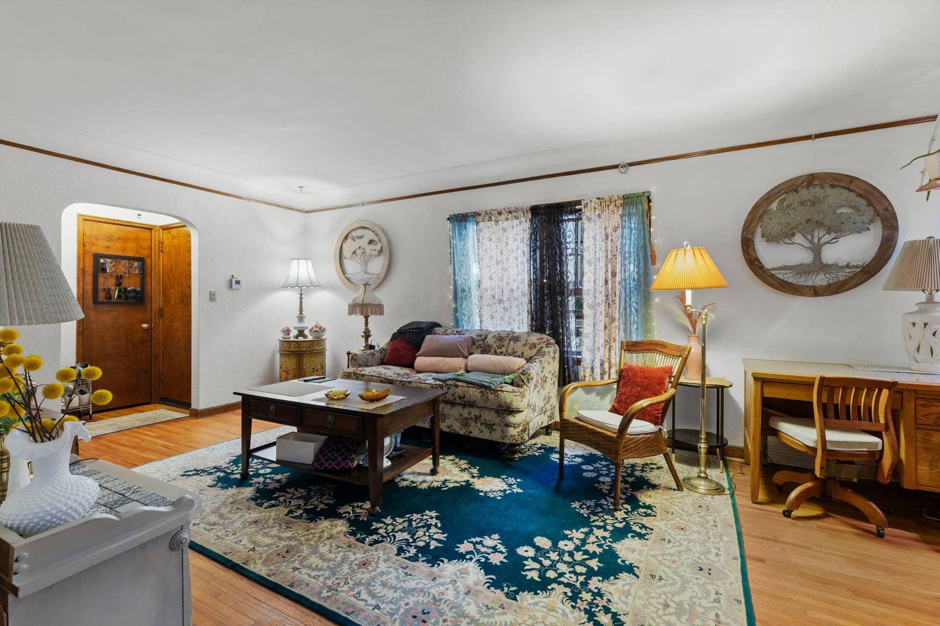 36-web-or-mls-1522 Hague Ave-75 (2).jpg