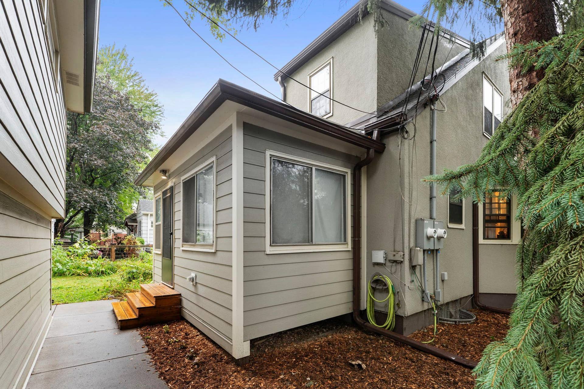 116-web-or-mls-1522 Hague Ave-165.jpg
