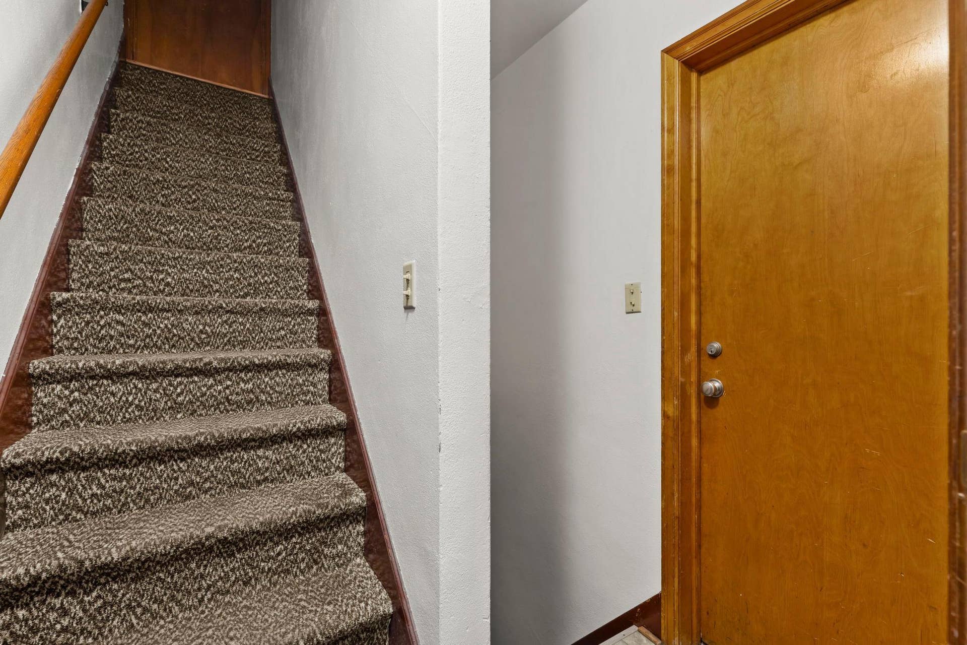 32-web-or-mls-1522 Hague Ave-132.jpg
