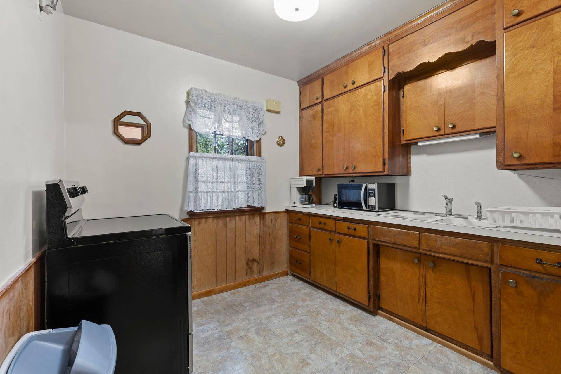 66-web-or-mls-1522 Hague Ave-36.jpg