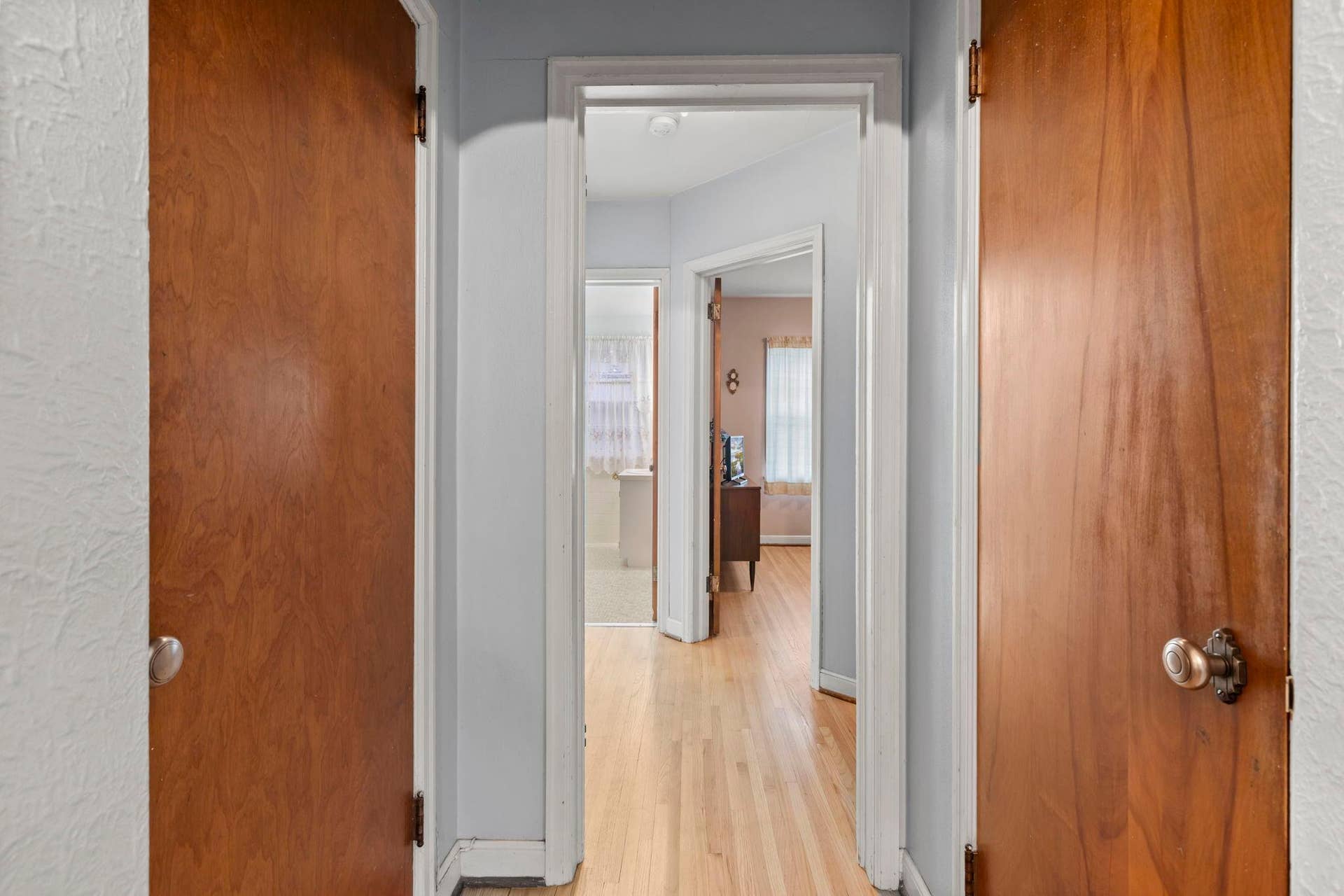 69-web-or-mls-1522 Hague Ave-45 (2).jpg