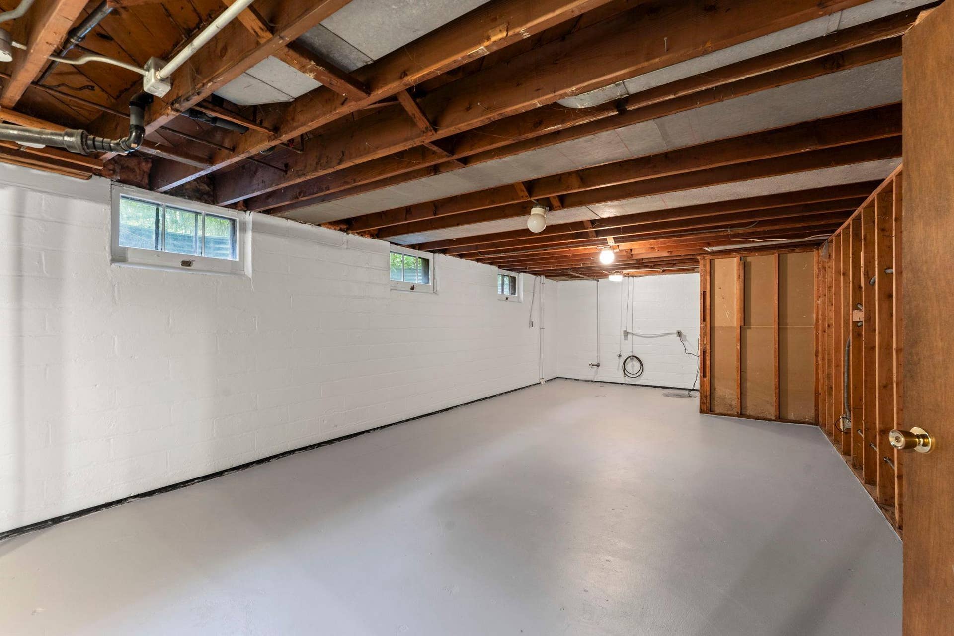 94-web-or-mls-1522 Hague Ave-118.jpg