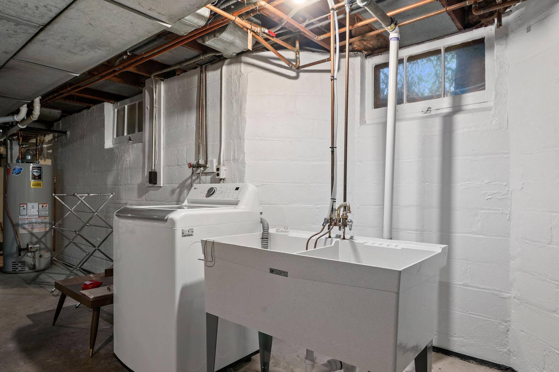 90-web-or-mls-1522 Hague Ave-98.jpg