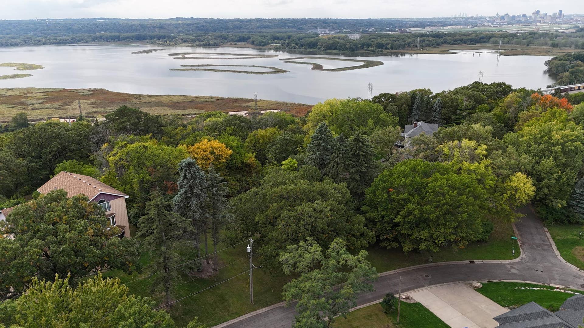 TBD Oakridge, 88, Saint Paul, MN 55119 TBD Oakridge, 88, Saint Paul, MN 55119
