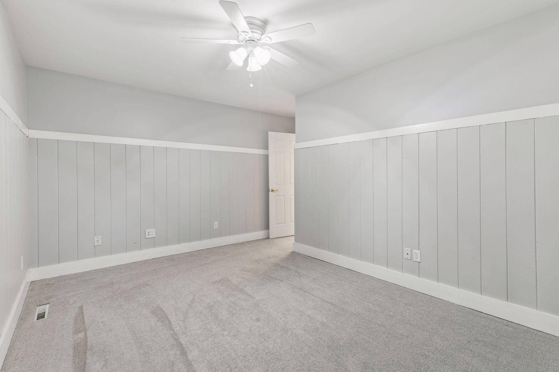 1860 Juneau Lane N, Plymouth, MN 55447 1860 Juneau Lane N, Plymouth, MN 55447