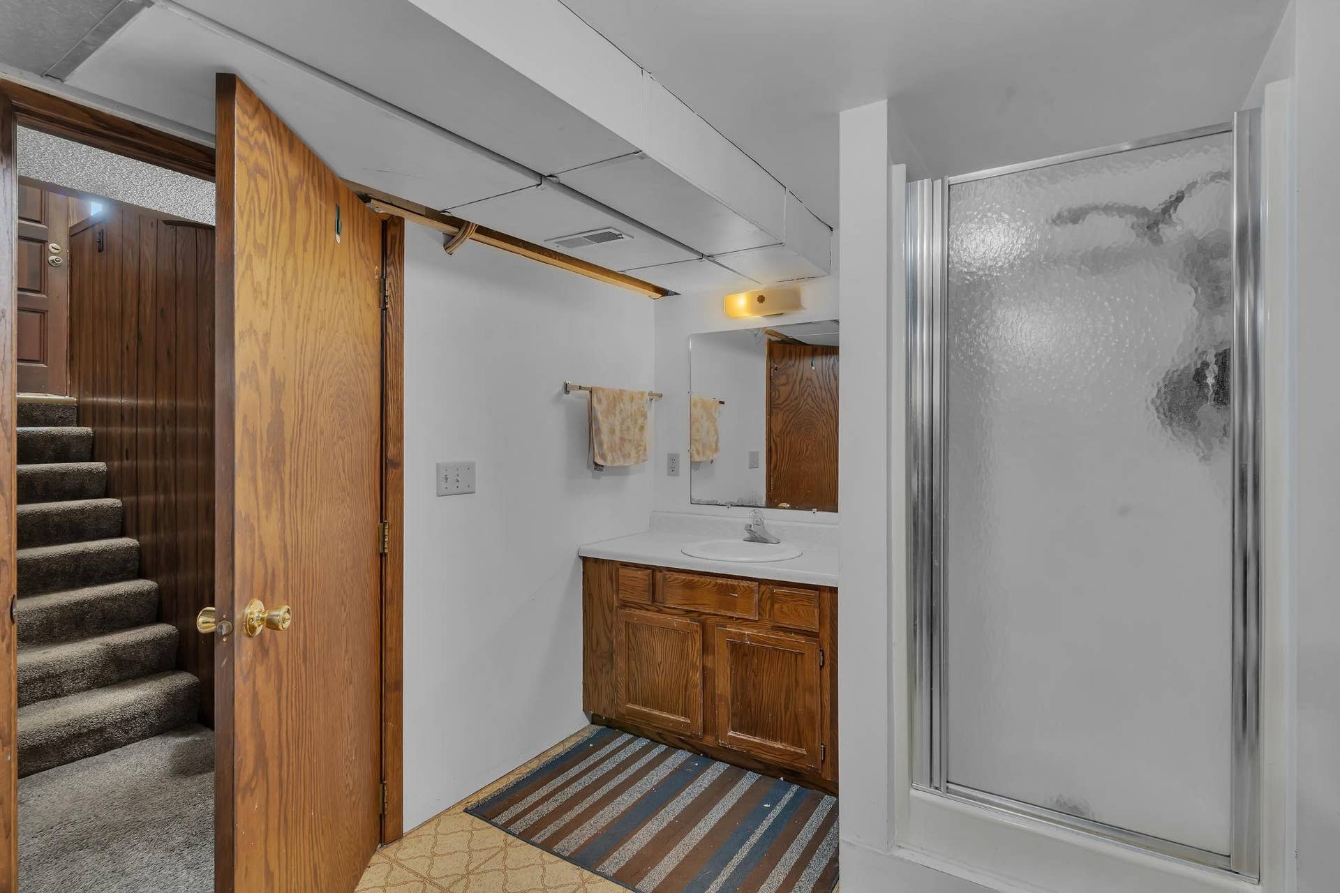 1221 13th Avenue SW, Willmar, MN 56201 1221- Lower Level- 1/2 Bathroom
