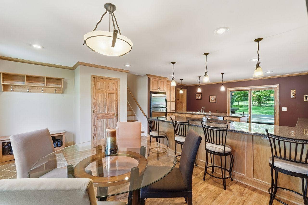 132 Quality Avenue S, Lakeland, MN 55043