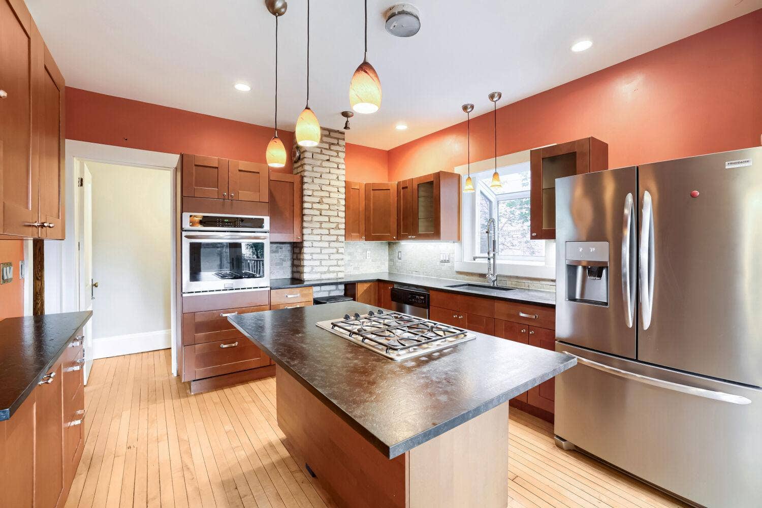 1549 Edmund Avenue, 93, Saint Paul, MN 55104 1549 Edmund Avenue, 93, Saint Paul, MN 55104