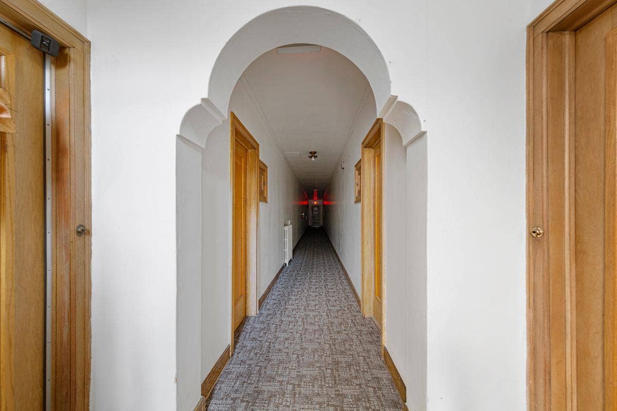 9 Hall.jpg