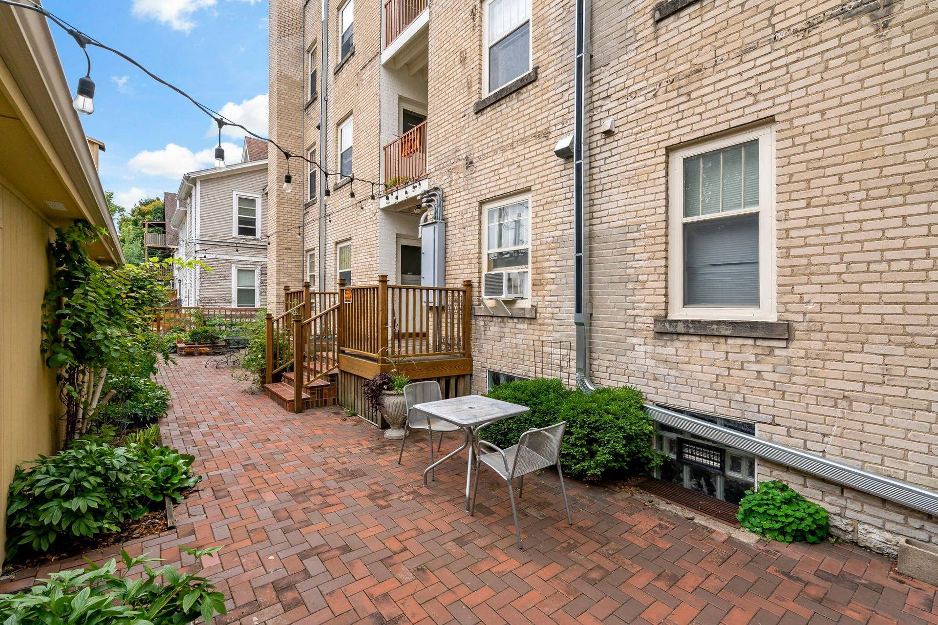 2407 Girard Avenue S, #6, 21, Minneapolis, MN 55405 21.jpg