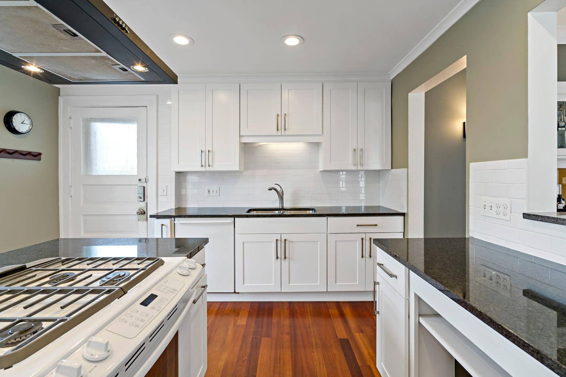 2407 Girard Avenue S, #6, 21, Minneapolis, MN 55405 13.jpg