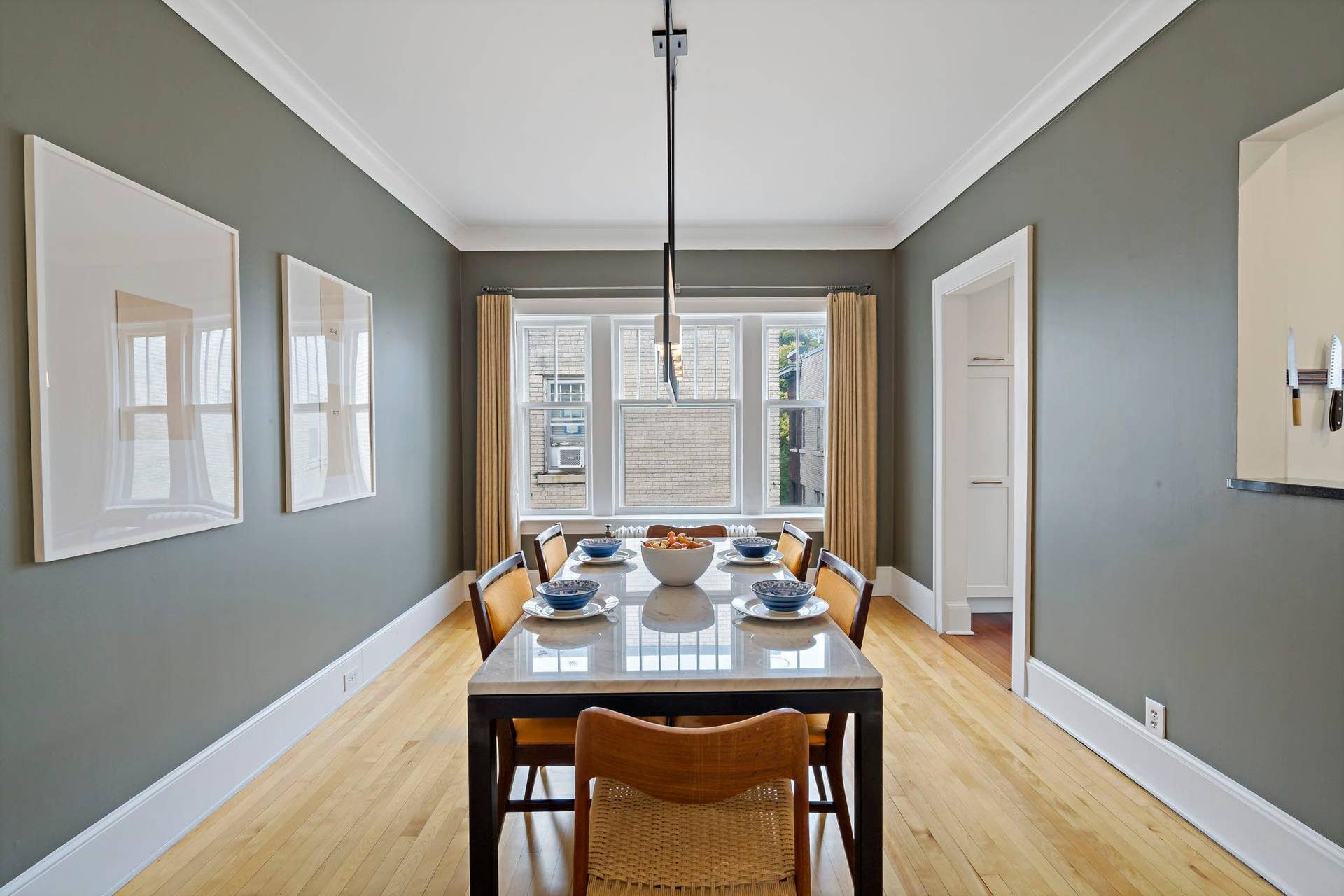 2407 Girard Avenue S, #6, 21, Minneapolis, MN 55405 Formal dining room