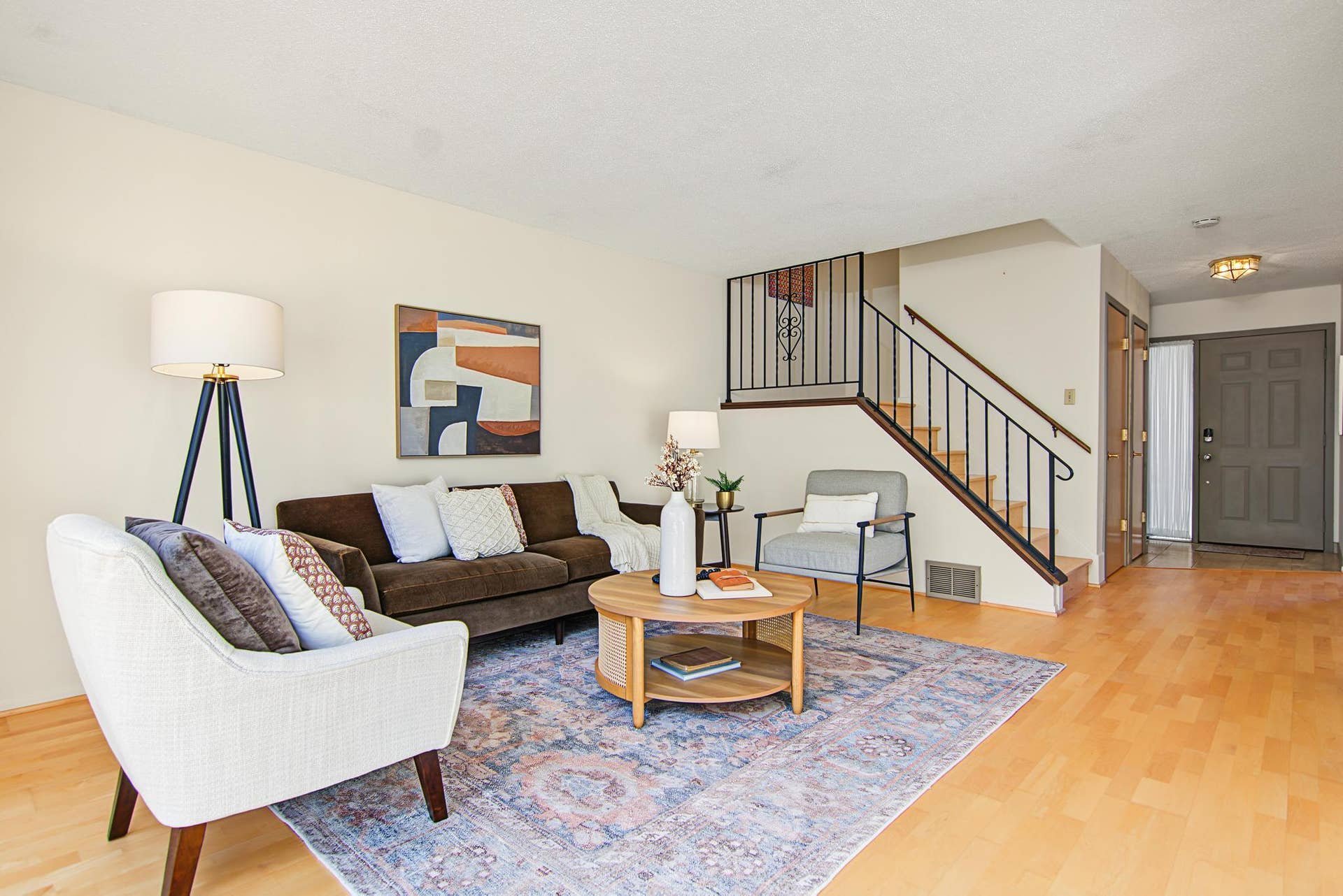 214 Windsor Court, New Brighton, MN 55112 214 Windsor Court, New Brighton, MN 55112