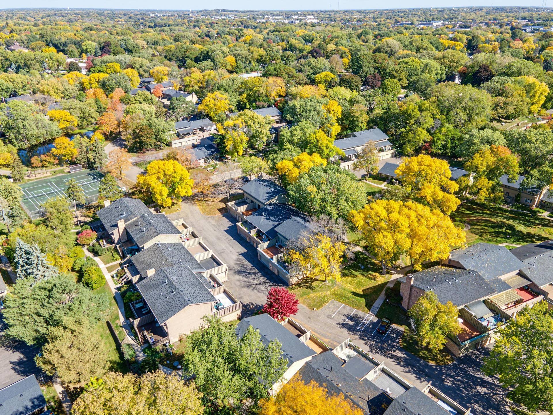 214 Windsor Court, New Brighton, MN 55112 214 Windsor Court, New Brighton, MN 55112