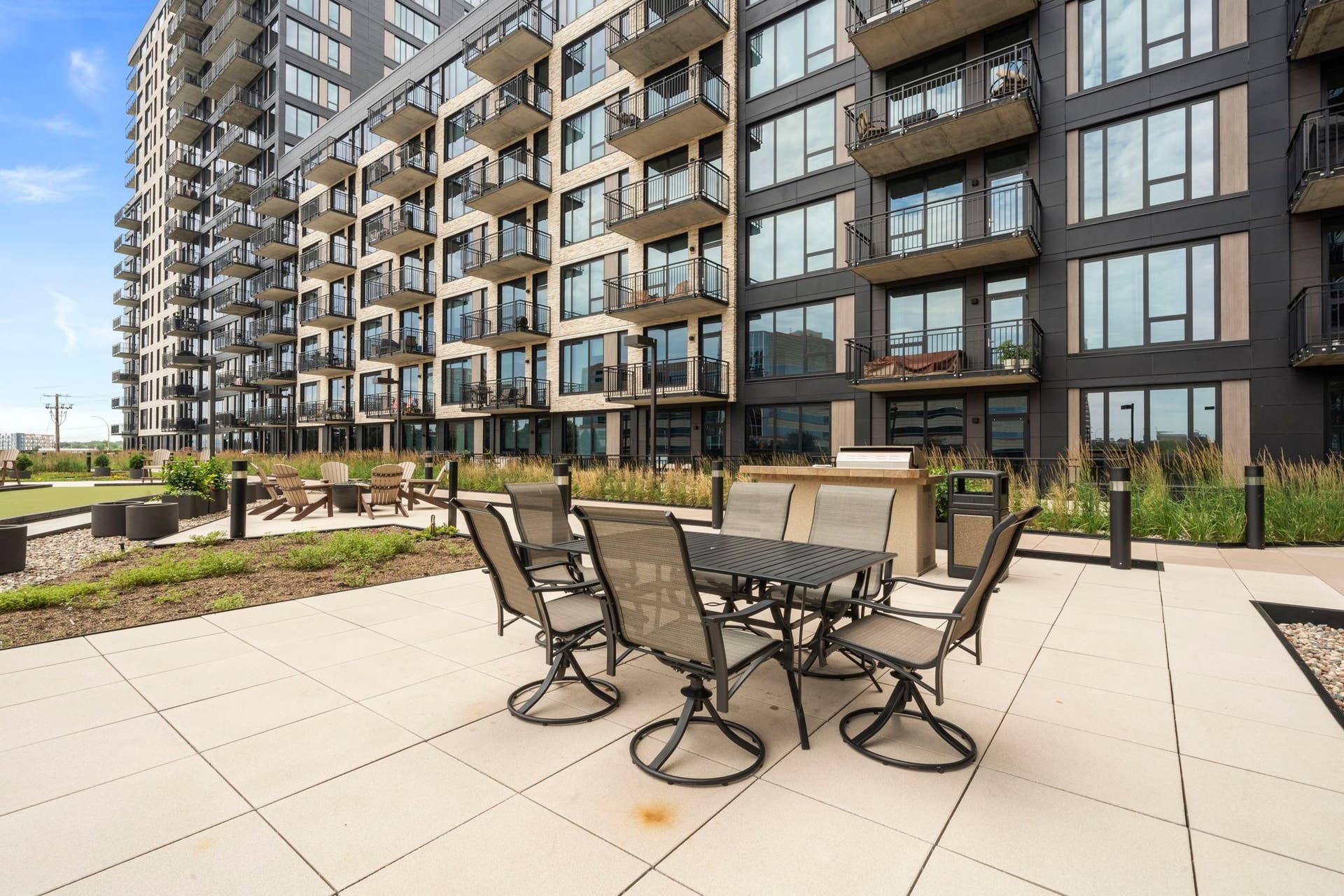 66-web-or-mls-1240-s-2nd-st-521.jpg