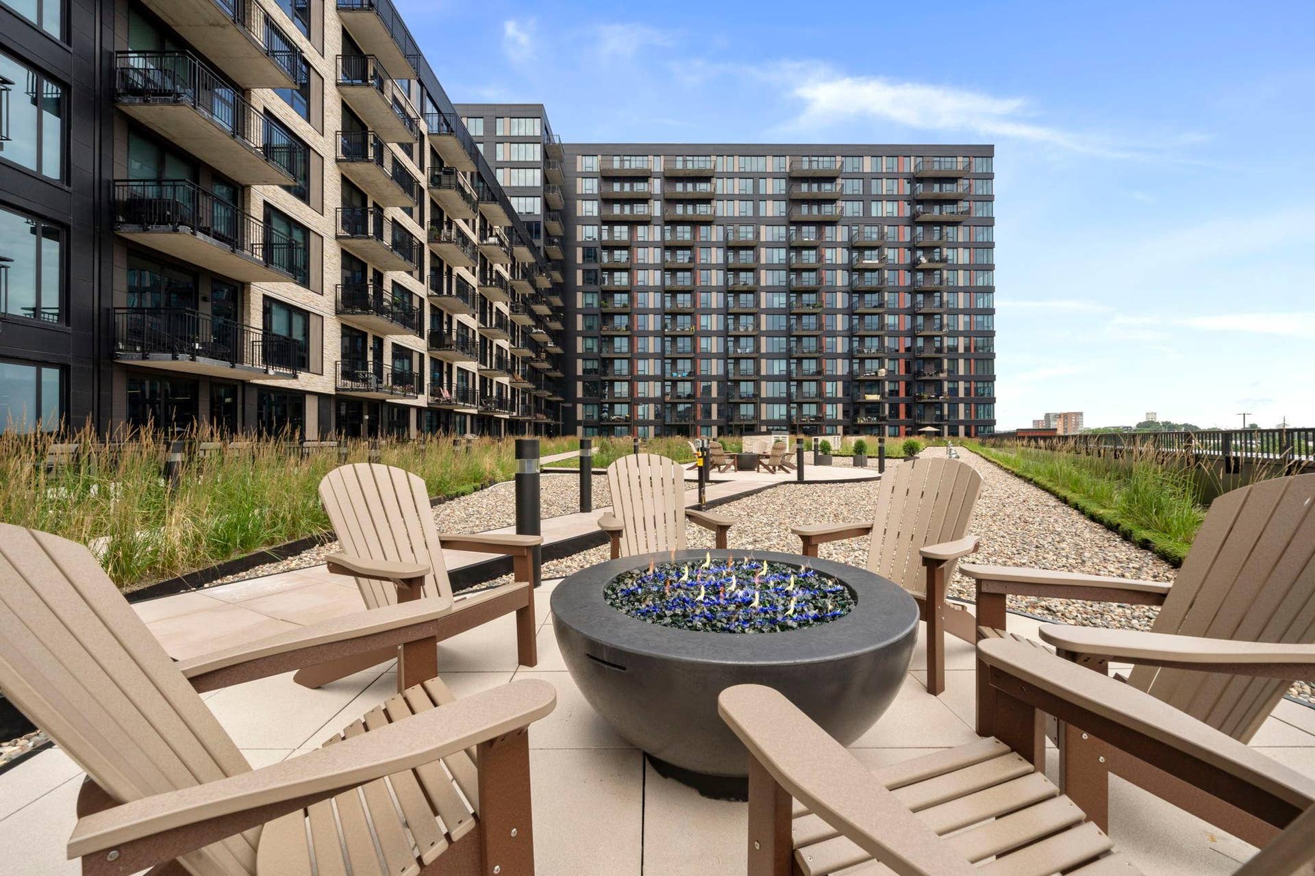 69-web-or-mls-1240-s-2nd-st-521.jpg