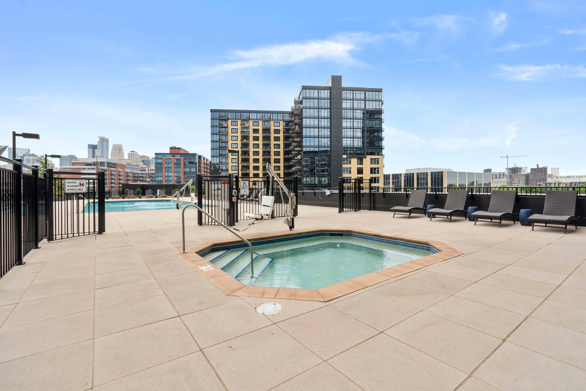 71-web-or-mls-1240-s-2nd-st-521.jpg