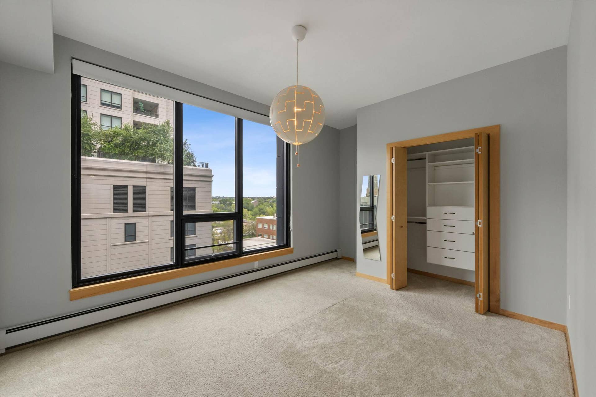 26-web-or-mls-1240-s-2nd-st-521.jpg
