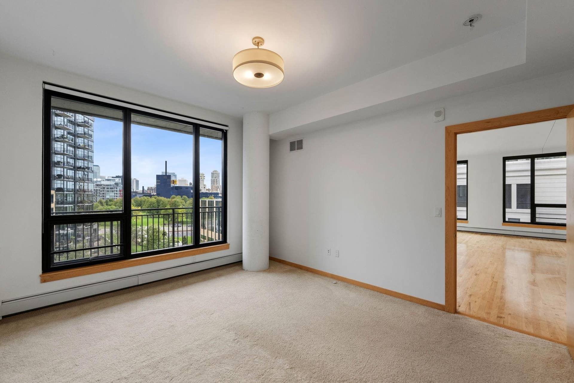 19-web-or-mls-1240-s-2nd-st-521.jpg