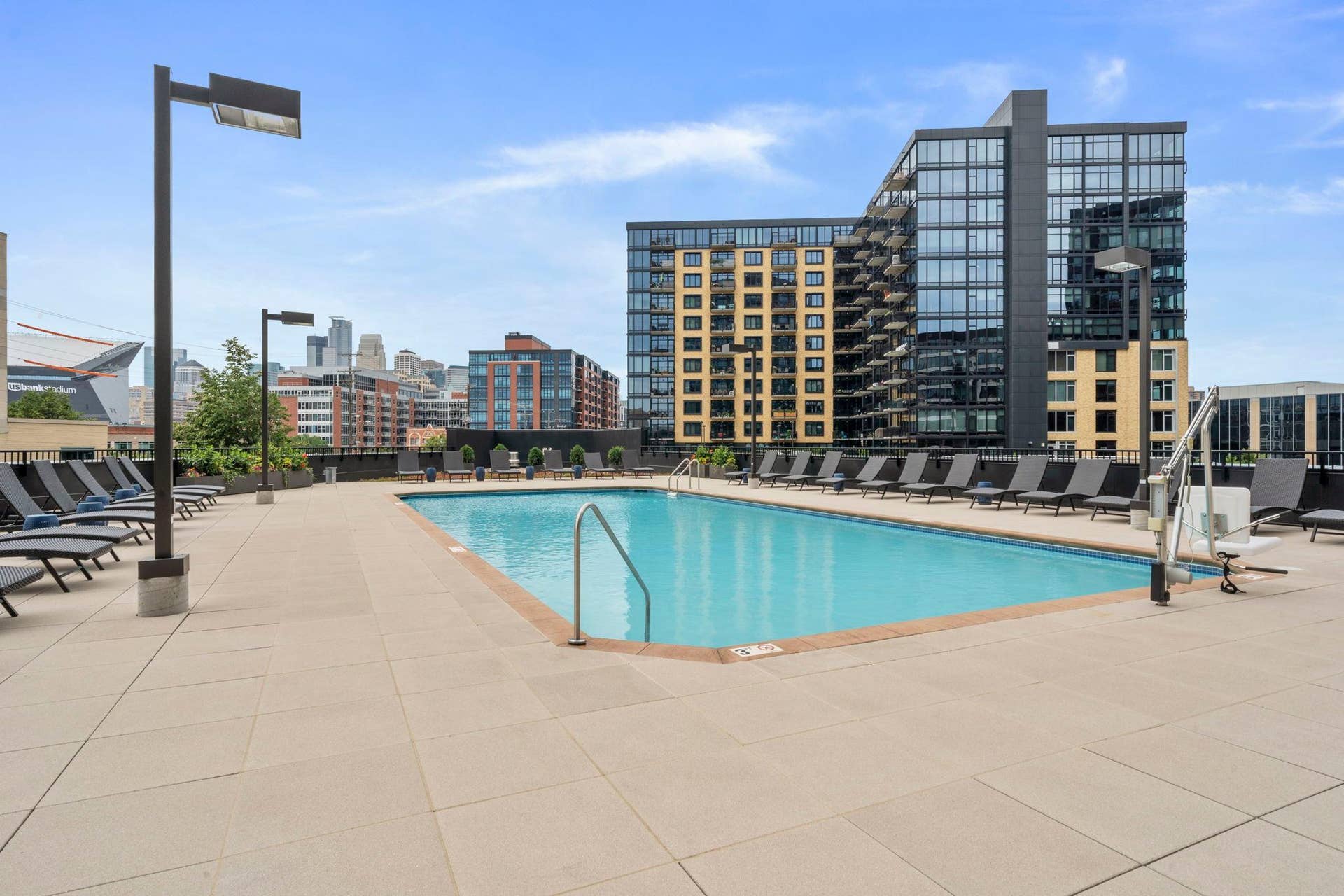 70-web-or-mls-1240-s-2nd-st-521.jpg