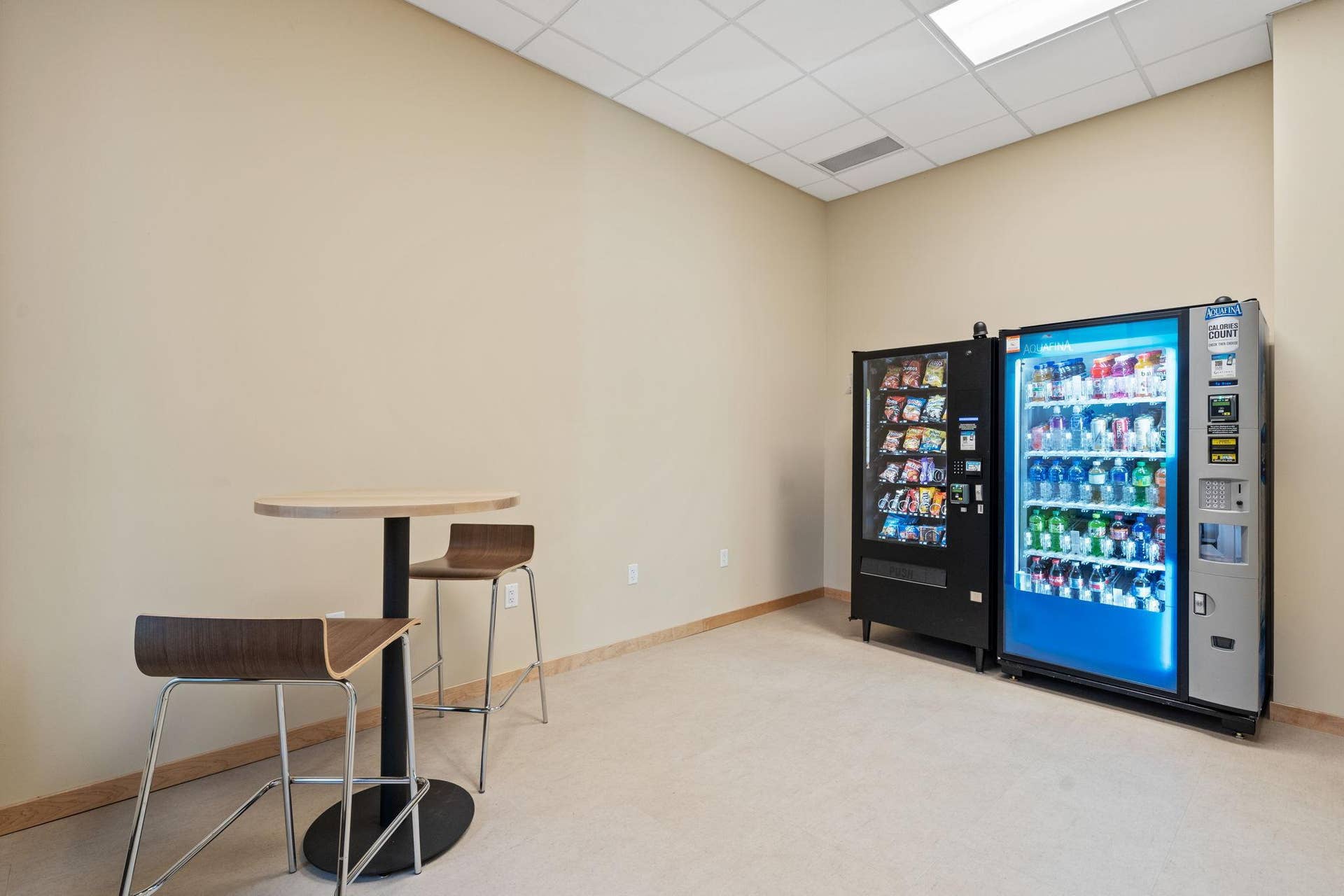51-web-or-mls-1240-s-2nd-st-521.jpg