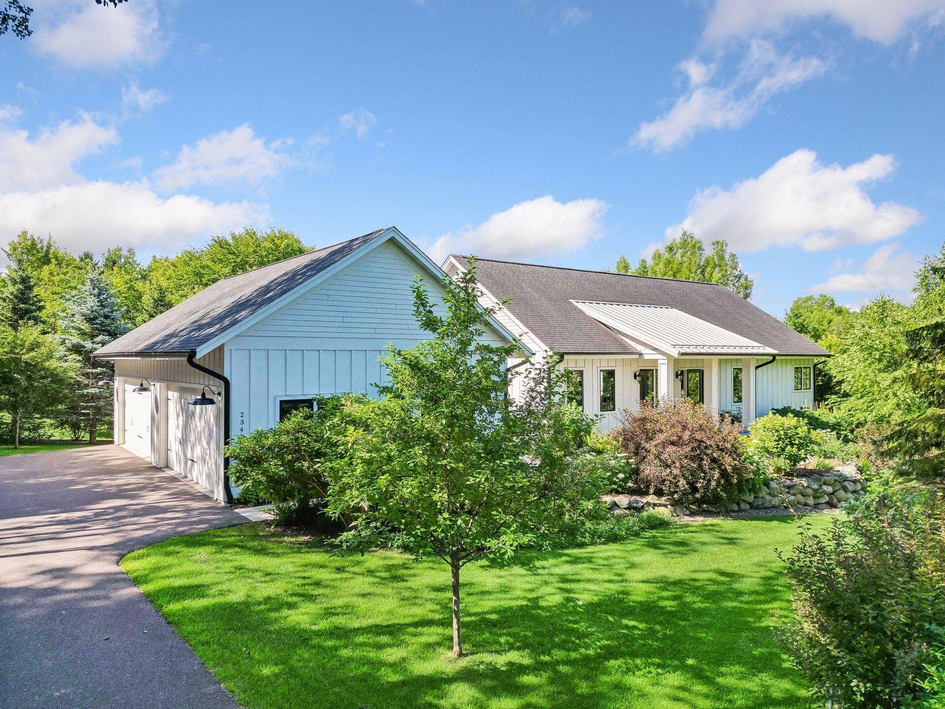 234 Rutherford Road, Stillwater, MN 55082 stunning exterior