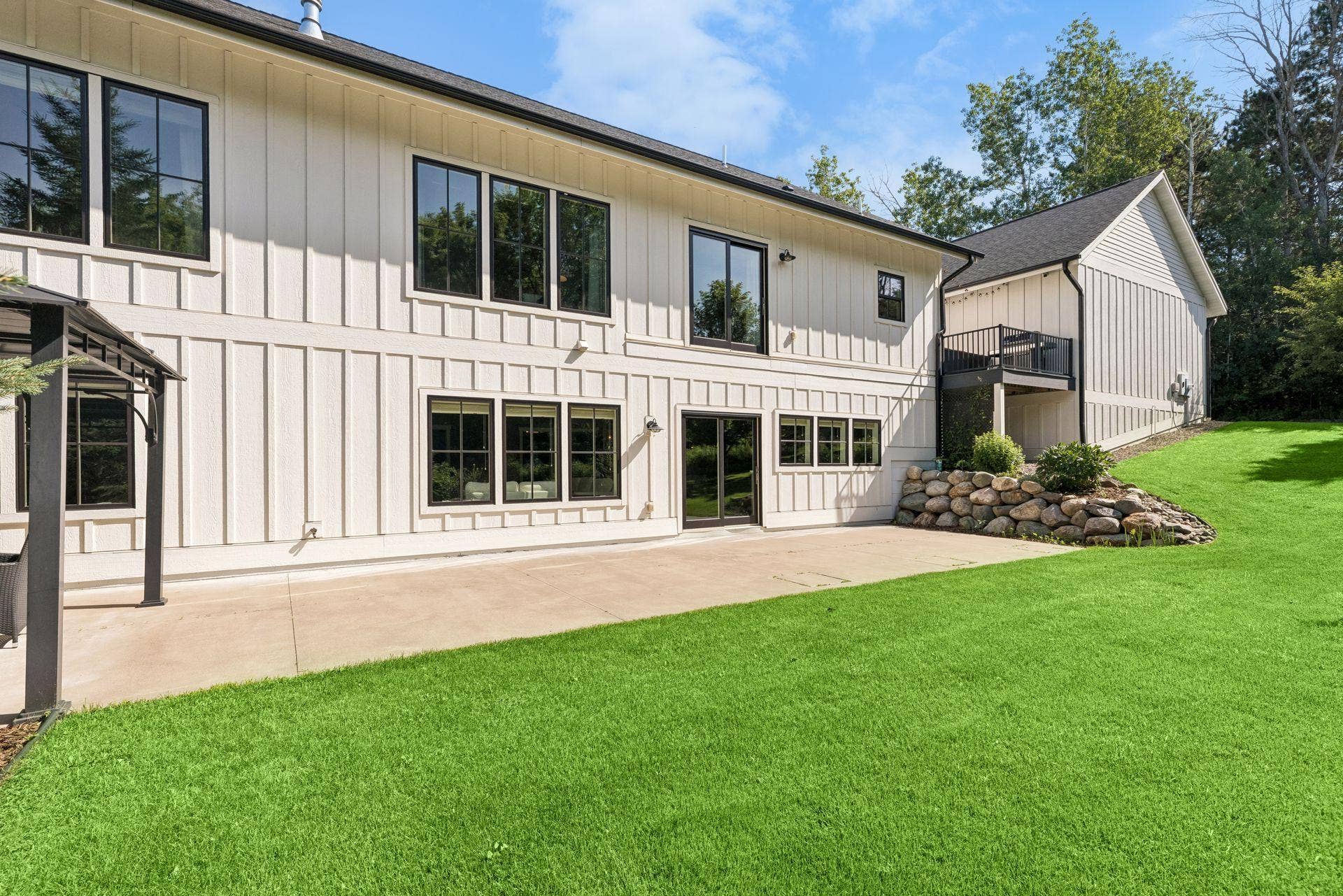 234 Rutherford Road, Stillwater, MN 55082 large patio for future hot tub or fire pit