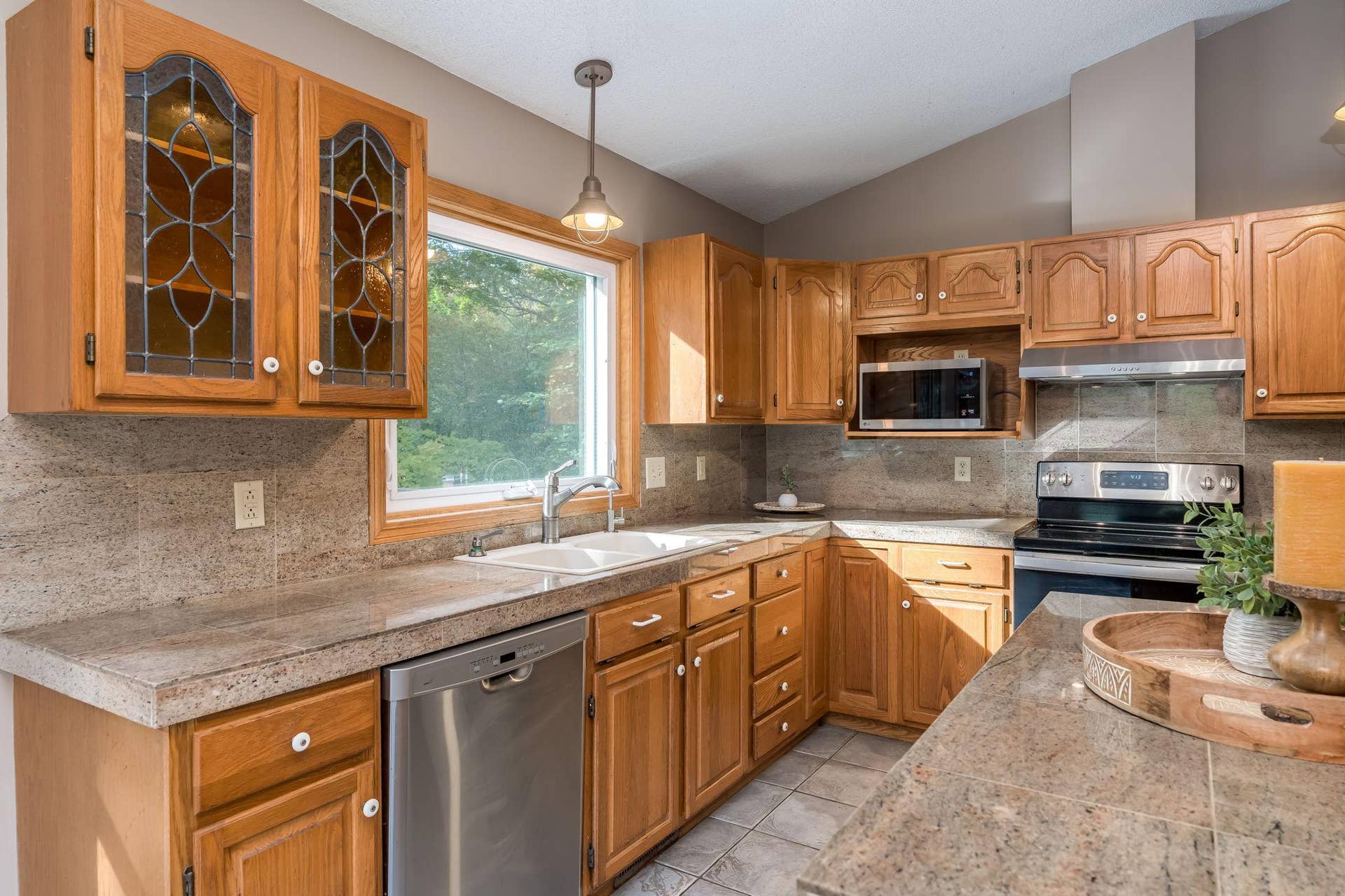 50 Canterbury Court, Mankato, MN 56001 50 Canterbury Court, Mankato, MN 56001