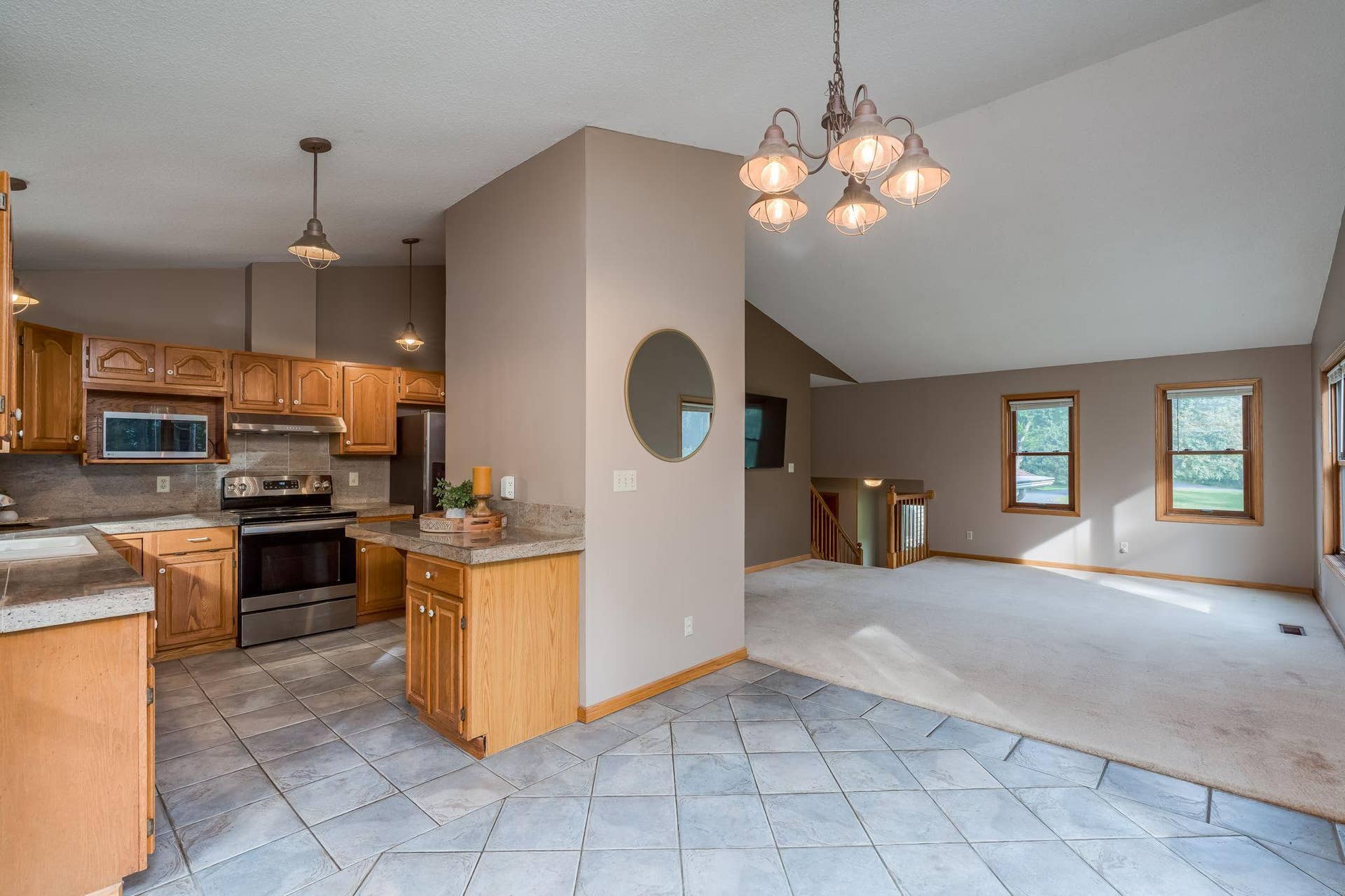 50 Canterbury Court, Mankato, MN 56001 50 Canterbury Court, Mankato, MN 56001