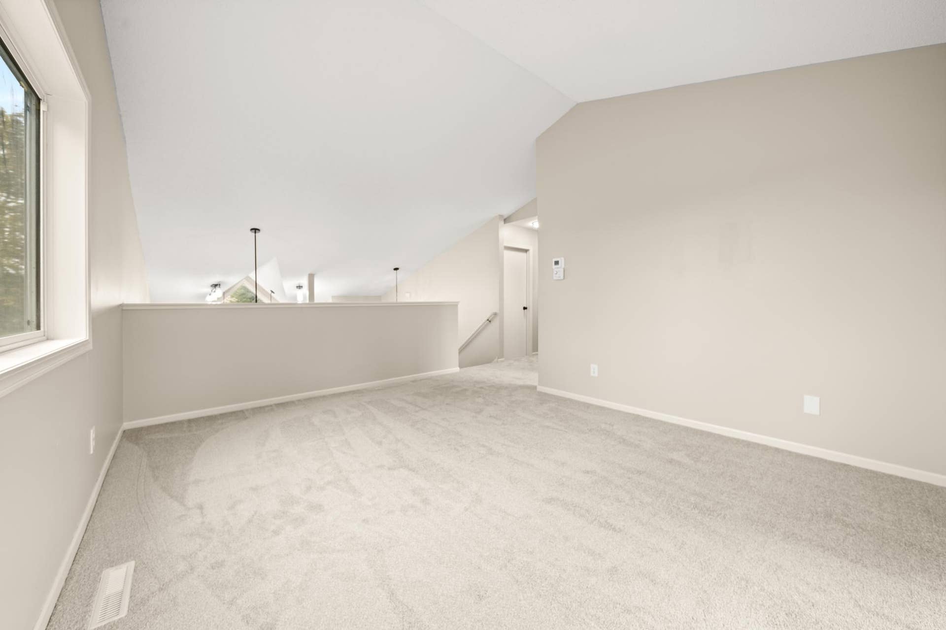 820 S Maple Street, Belle Plaine, MN 56011 DSC06638.jpg