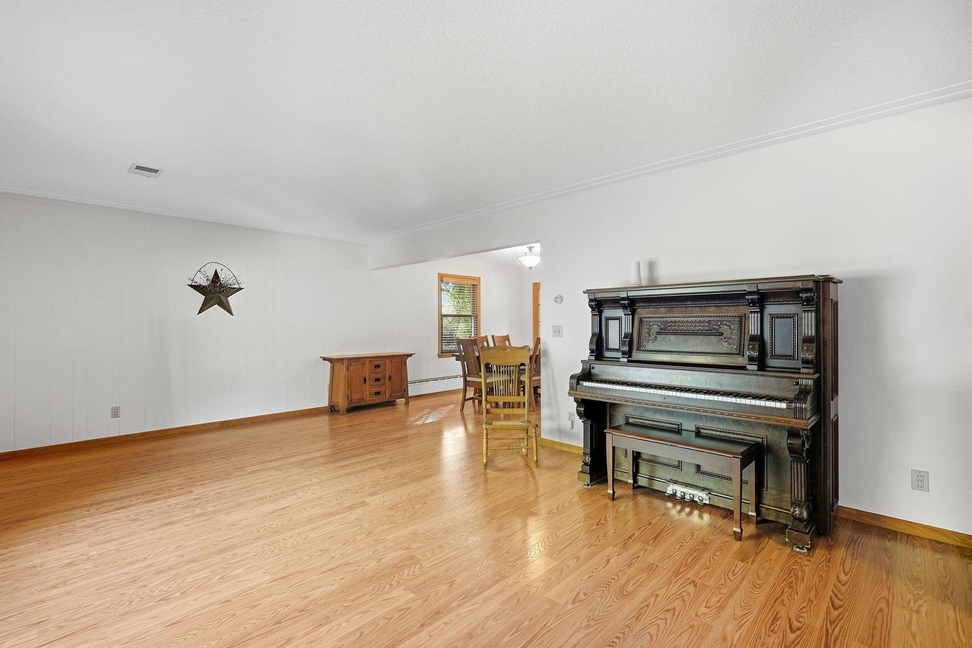 314 Maple Avenue S, Maple Lake, MN 55358 14- Living Room.jpg
