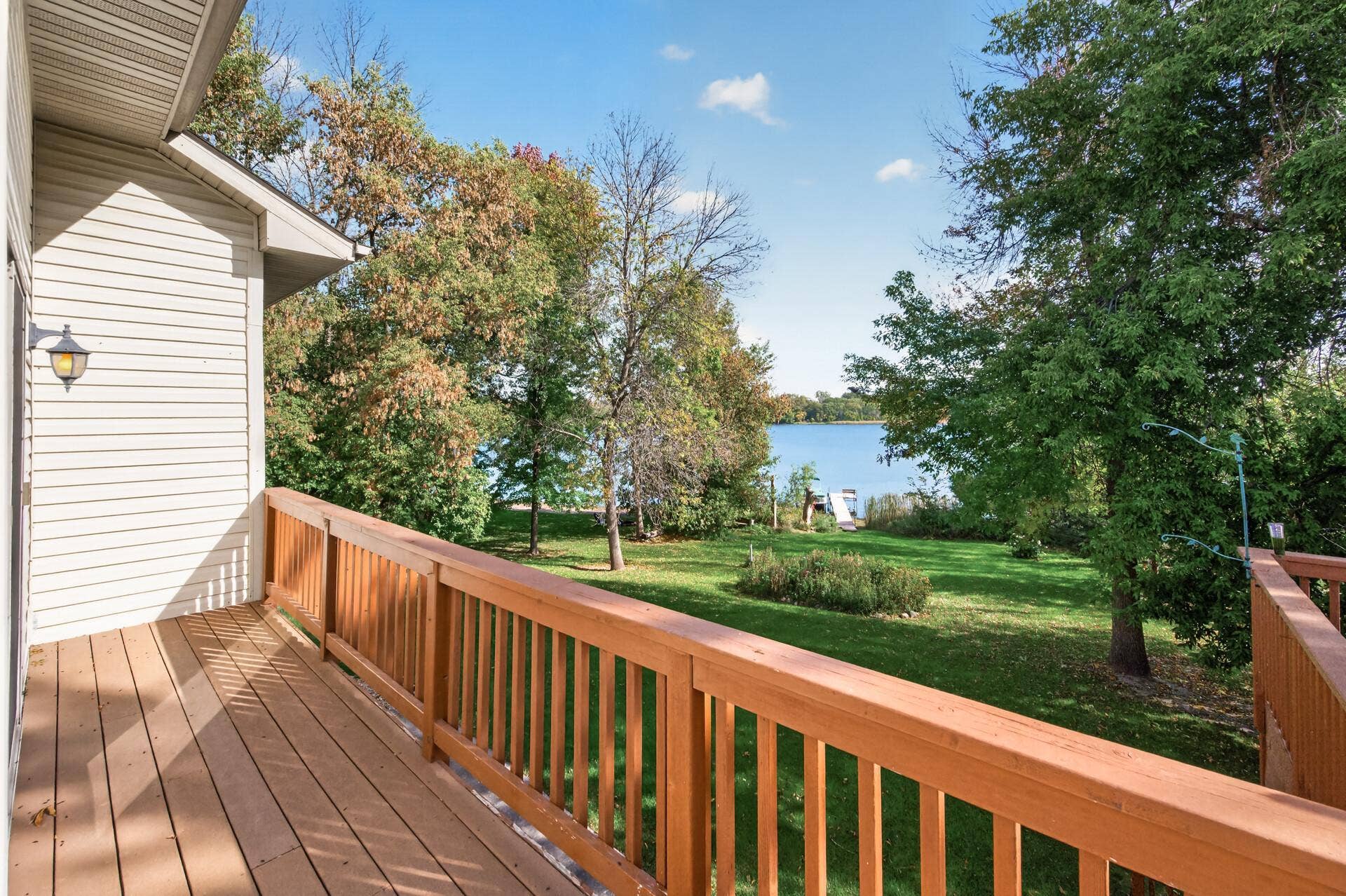 39_28319_Lakeside39_mls.jpg