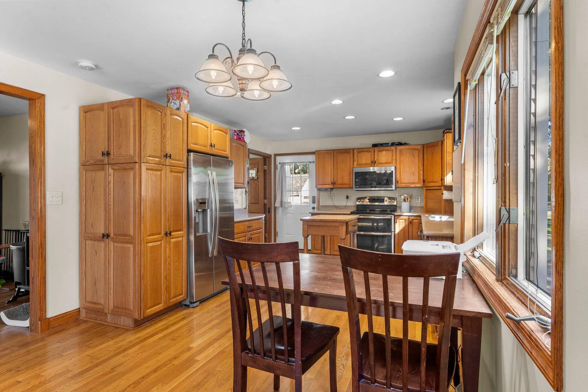737 S Dakota Avenue, New Richmond, WI 54017