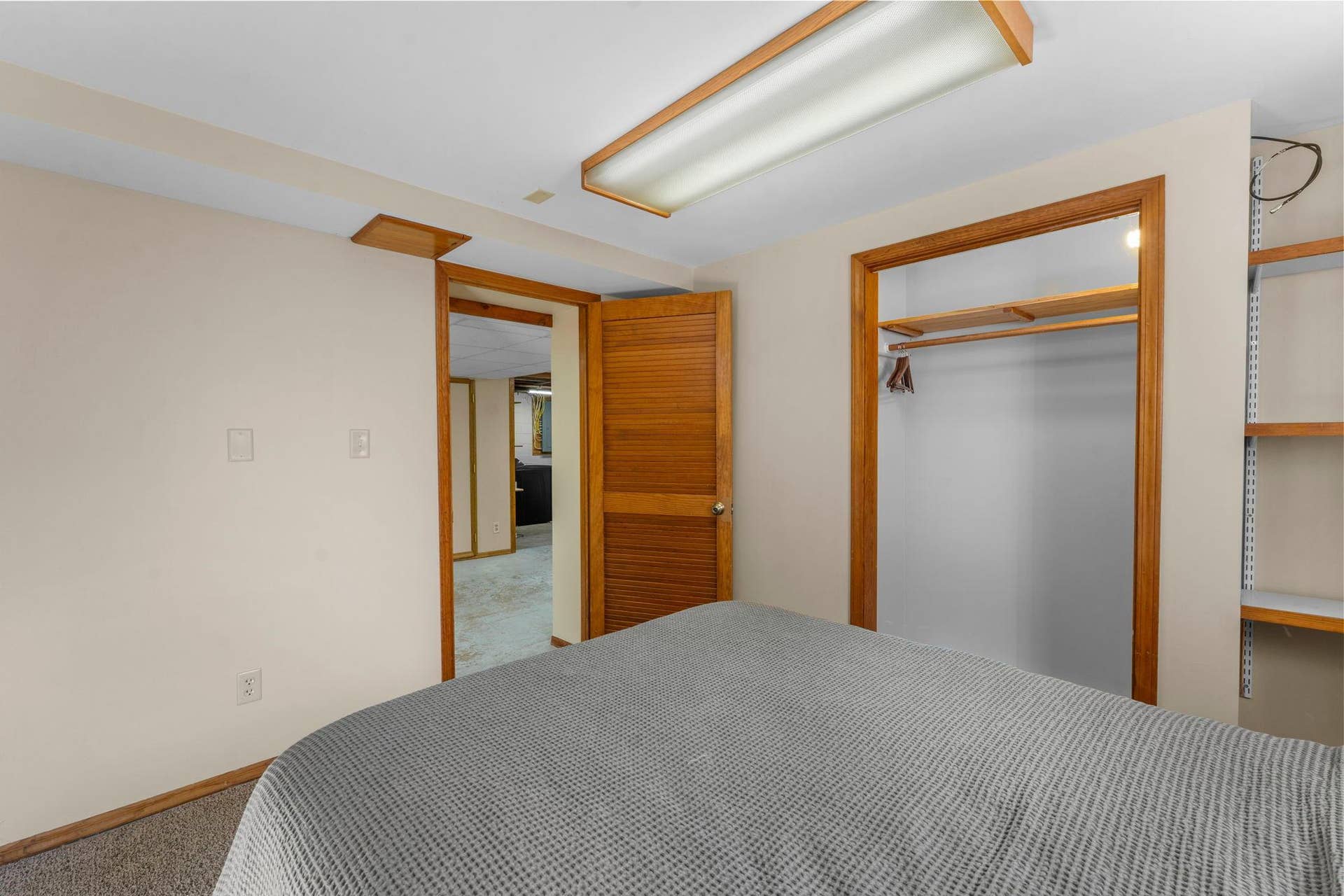 737 S Dakota Avenue, New Richmond, WI 54017