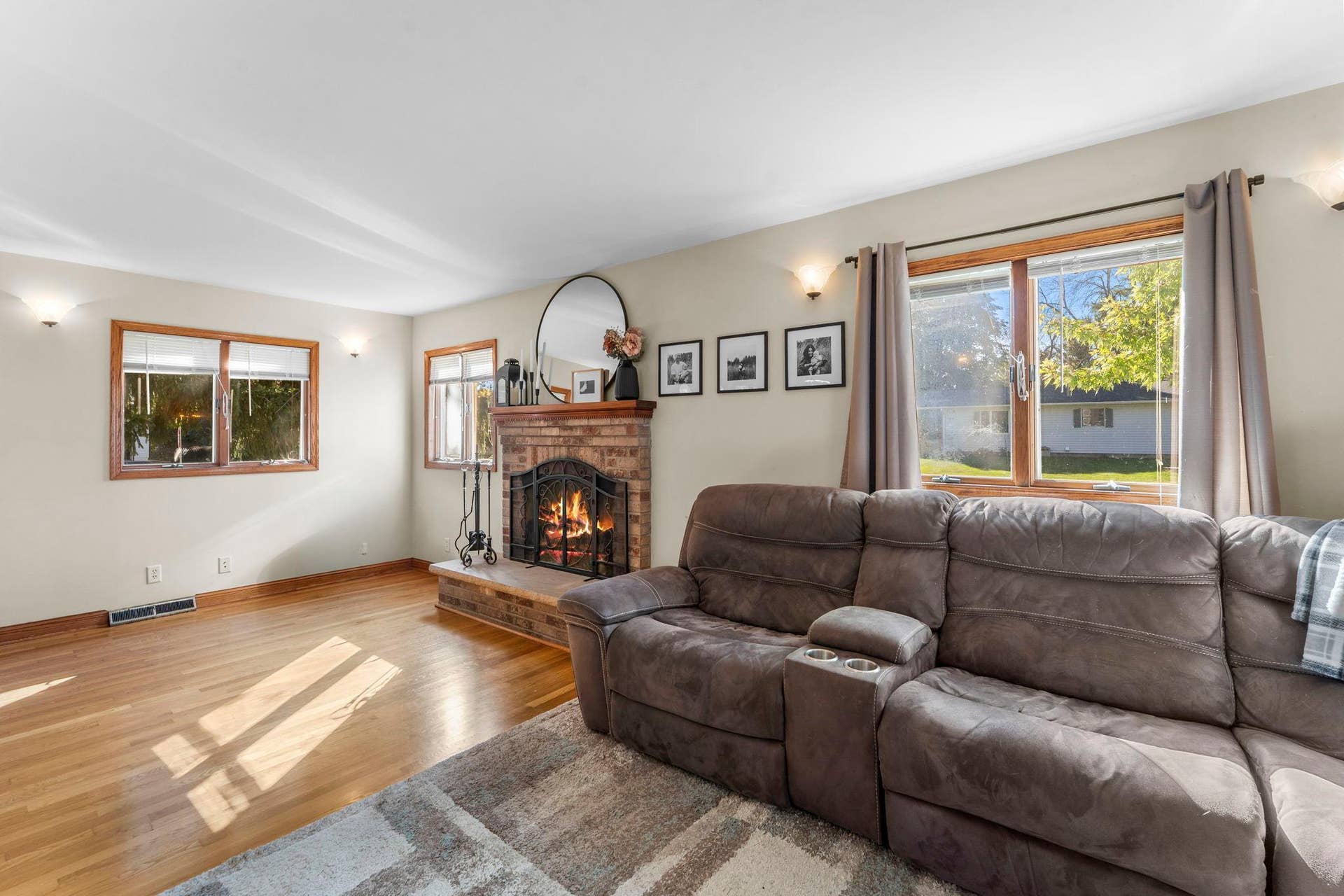 737 S Dakota Avenue, New Richmond, WI 54017