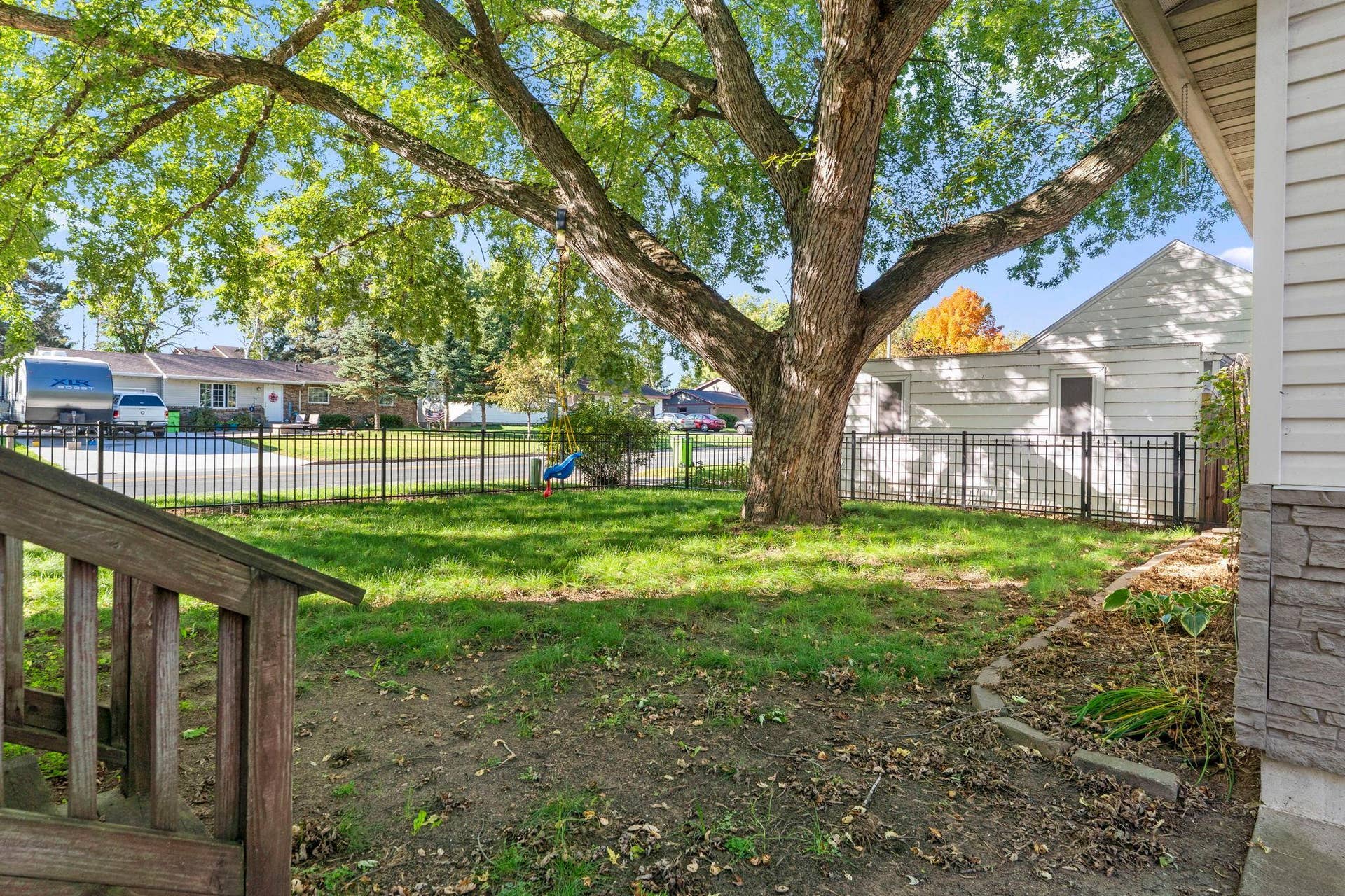 737 S Dakota Avenue, New Richmond, WI 54017