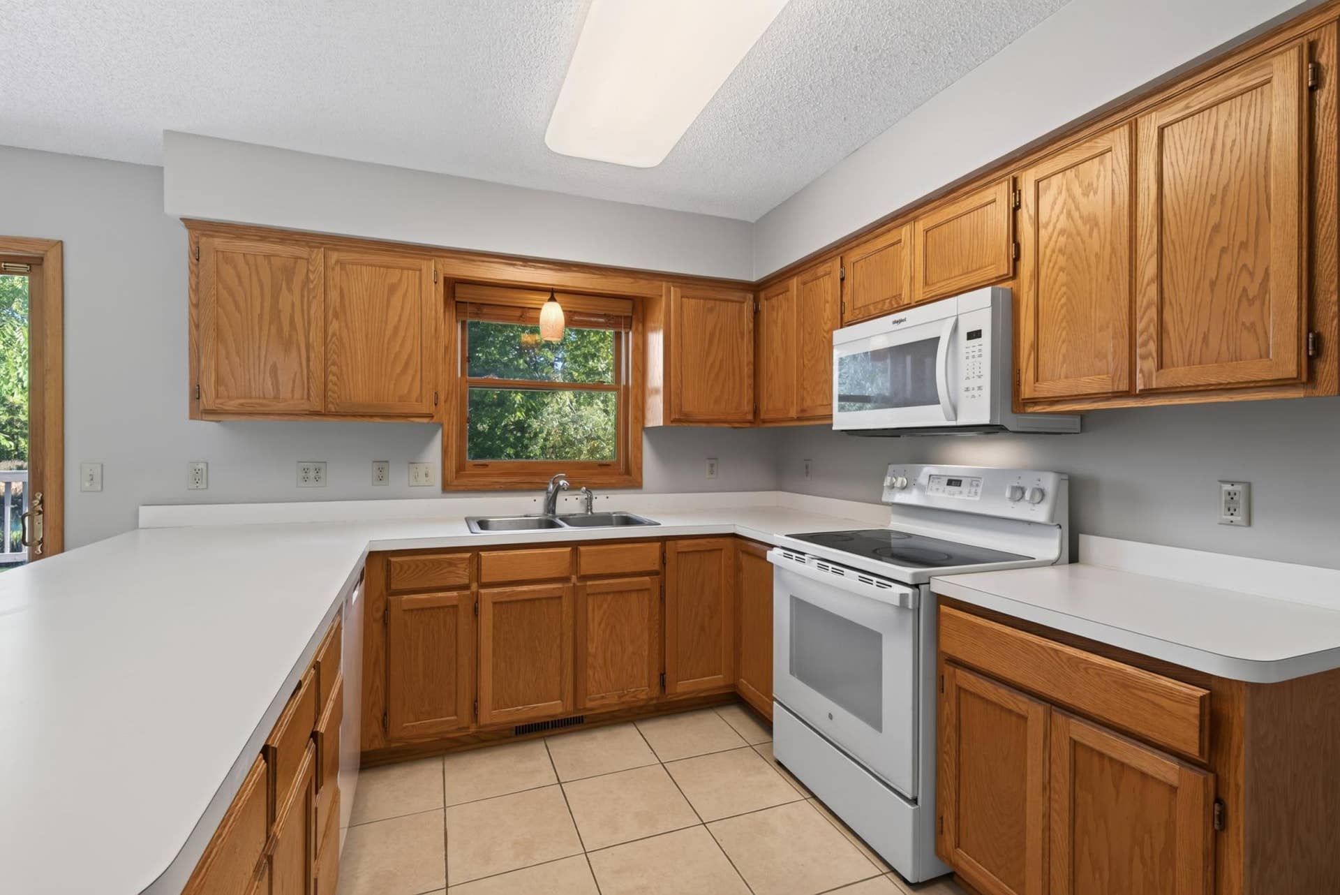 18418 85th Place N, Maple Grove, MN 55311 1000219620.jpg