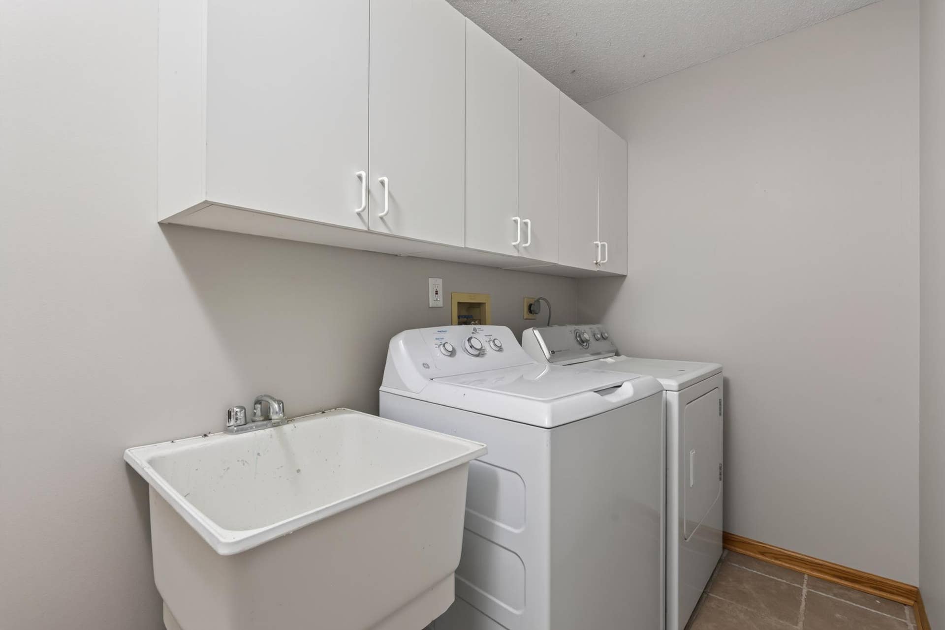18418 85th Place N, Maple Grove, MN 55311 1000219628.jpg
