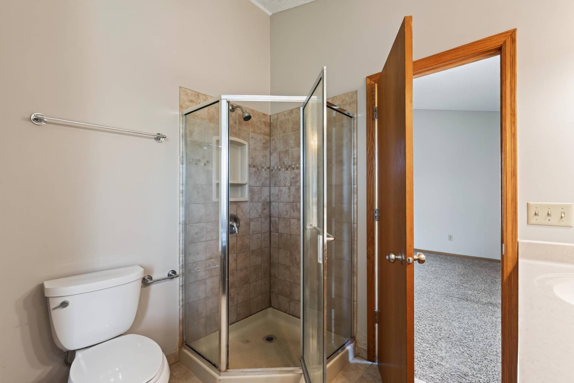 18418 85th Place N, Maple Grove, MN 55311 1000219637.jpg