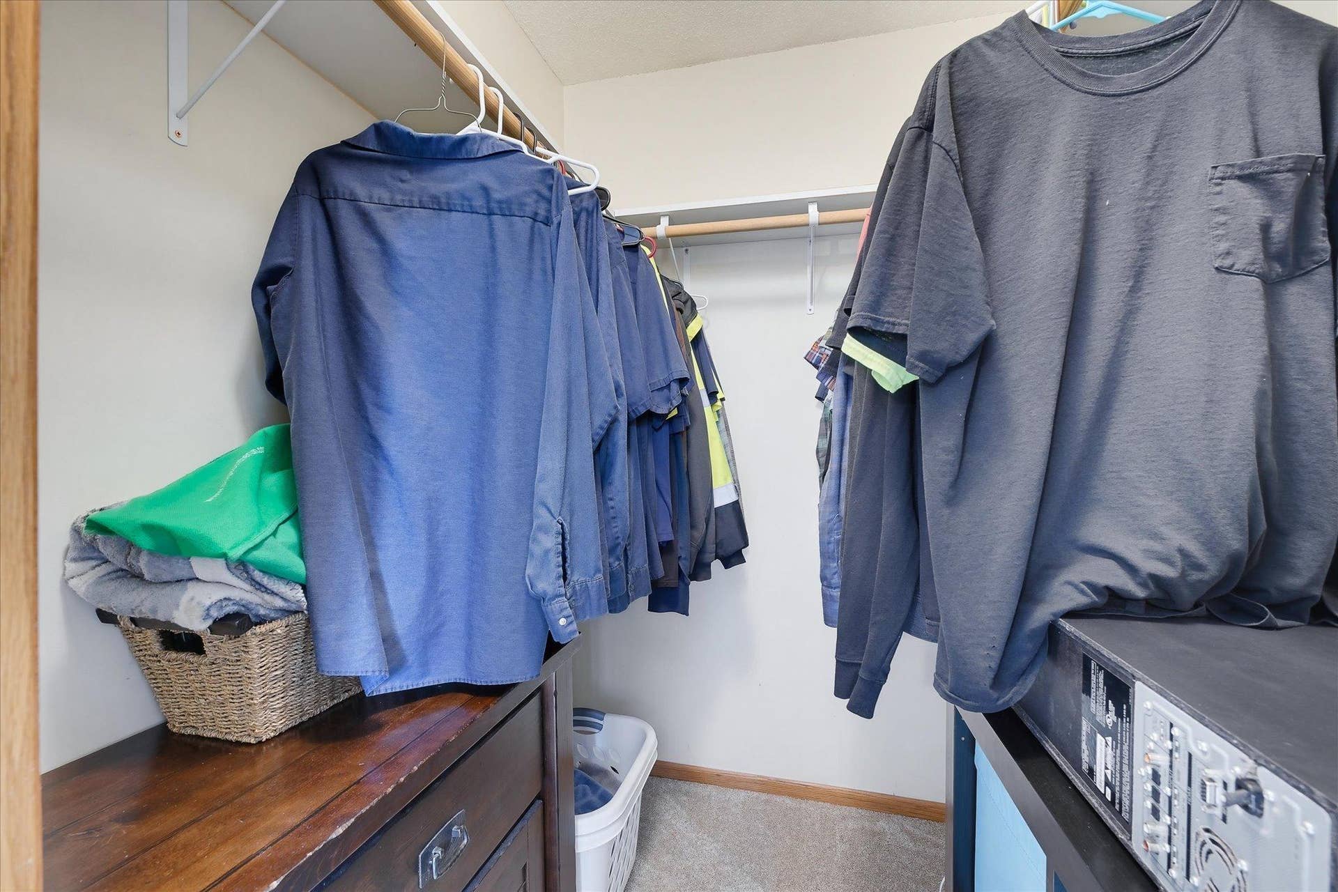 20720 187th Avenue NW, Big Lake, MN 55309 Generously sized walk-in closet provides excellent hanging and storage space.
