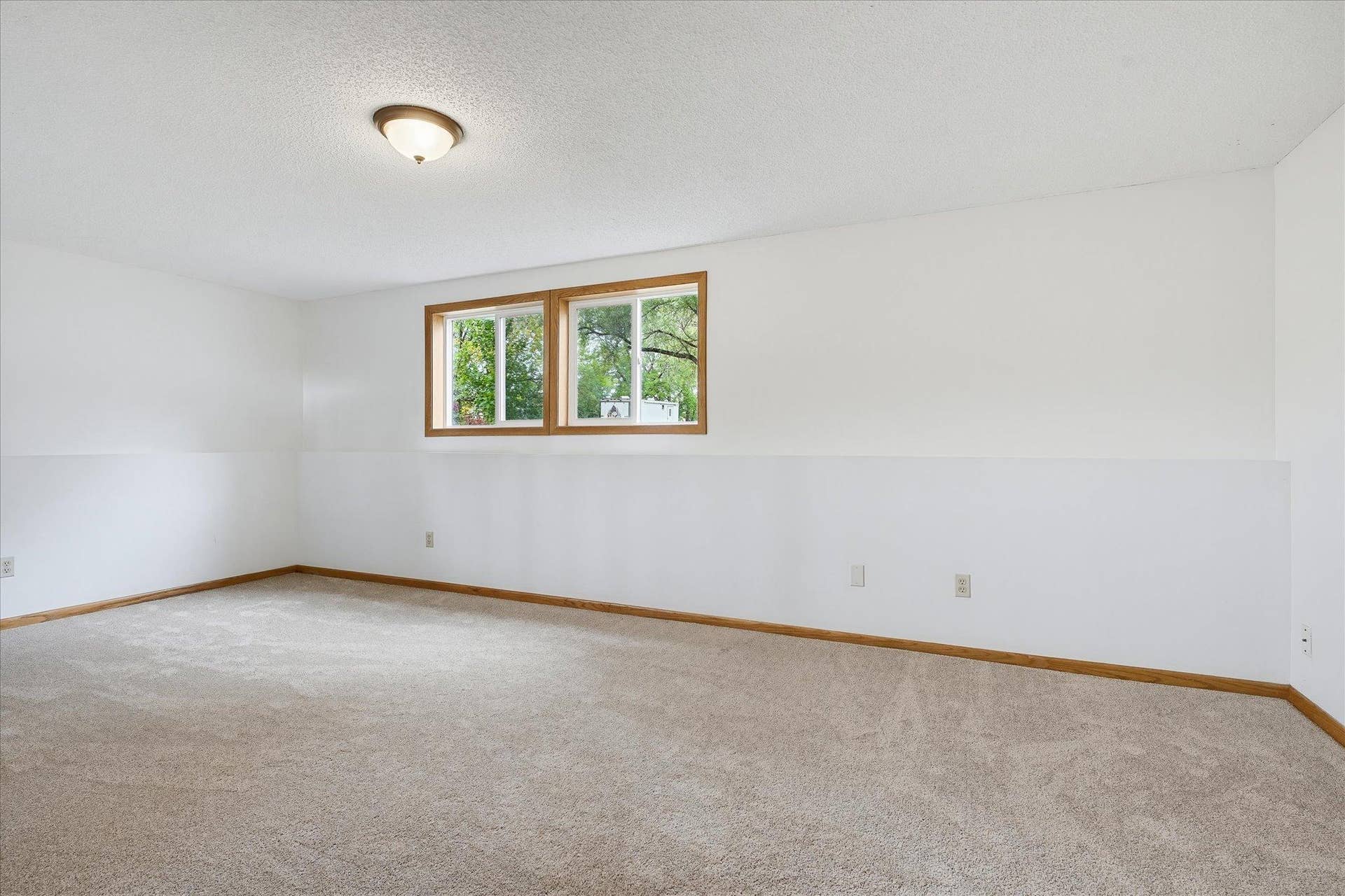 26-20720 187th Ave NW [3455692]- 026.jpg