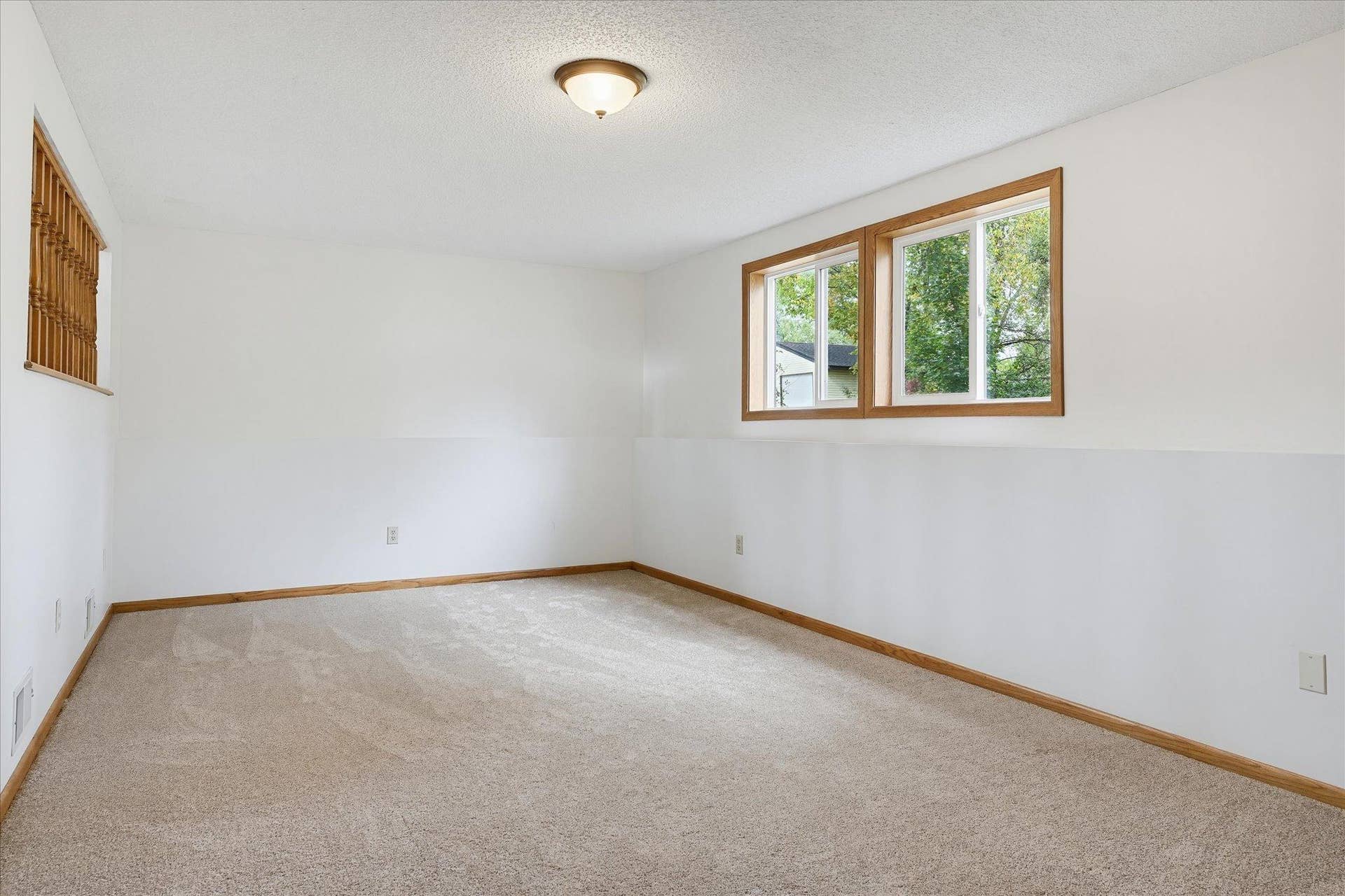 28-20720 187th Ave NW [3455692]- 028.jpg