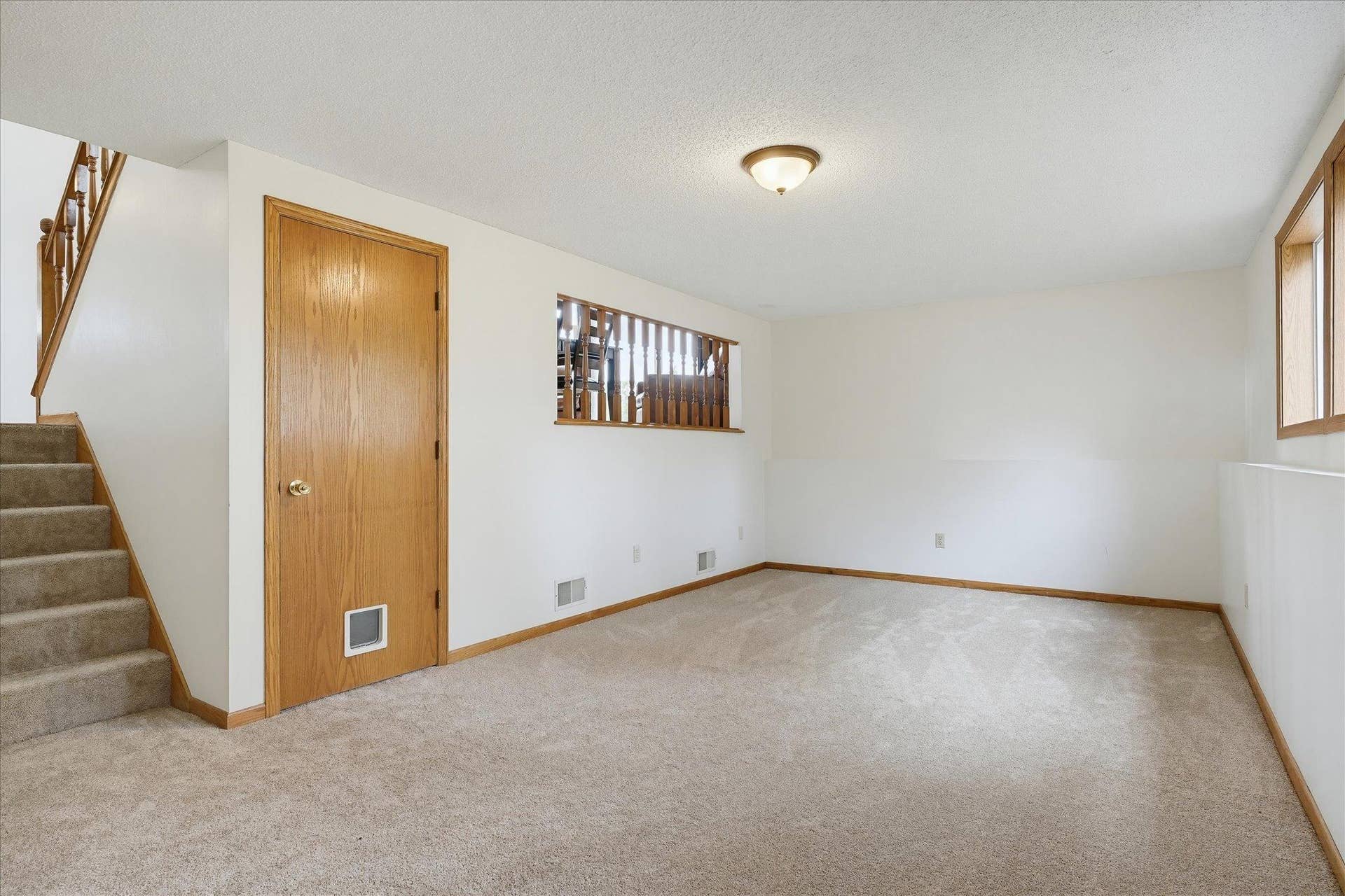 27-20720 187th Ave NW [3455692]- 027.jpg