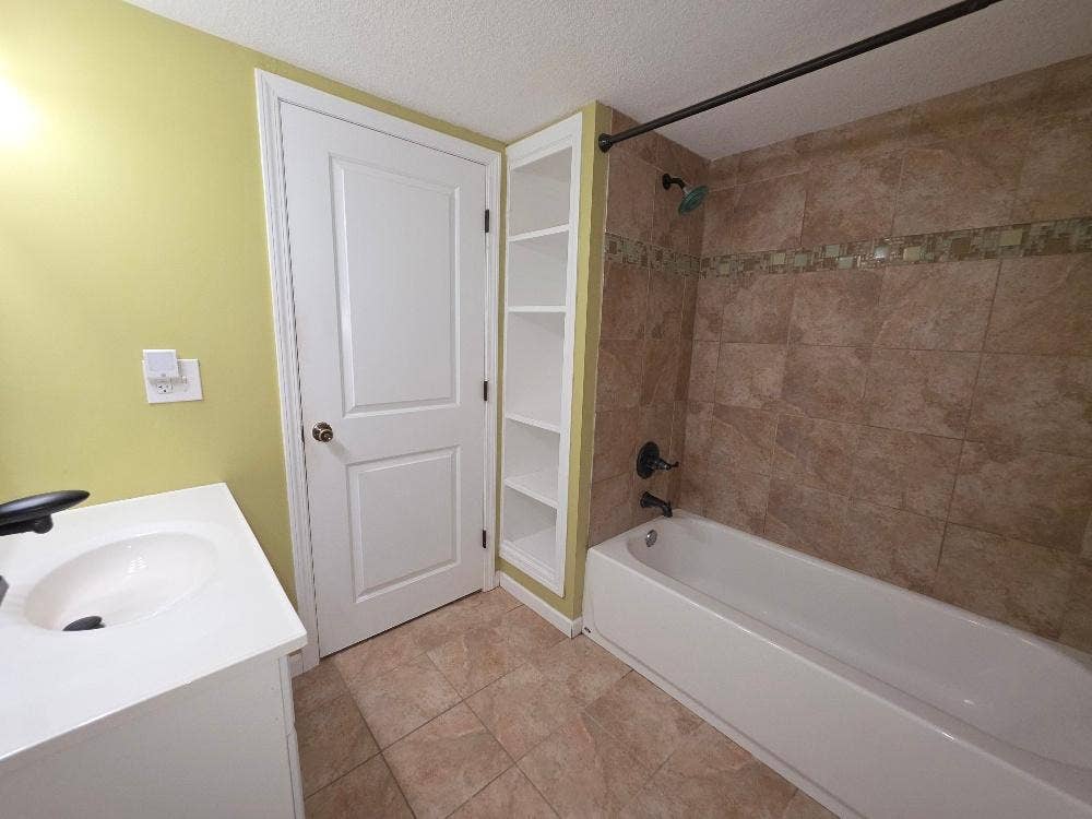 Primary ensuite bathroom