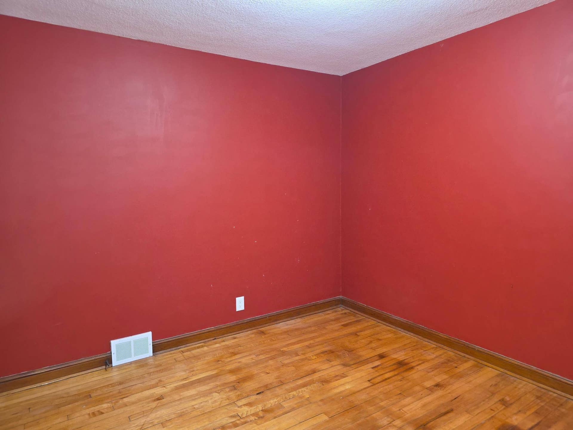Main floor bedroom 2