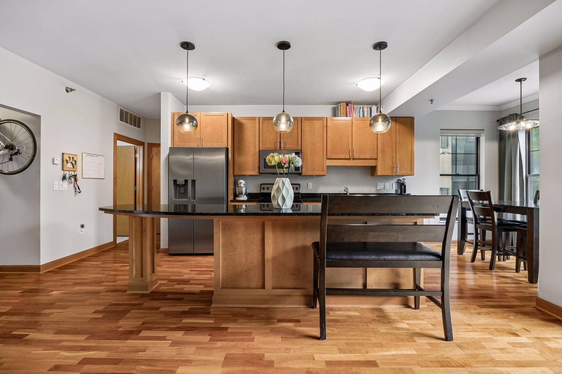 317 Groveland Avenue, #311, 45, Minneapolis, MN 55403 Open concept living