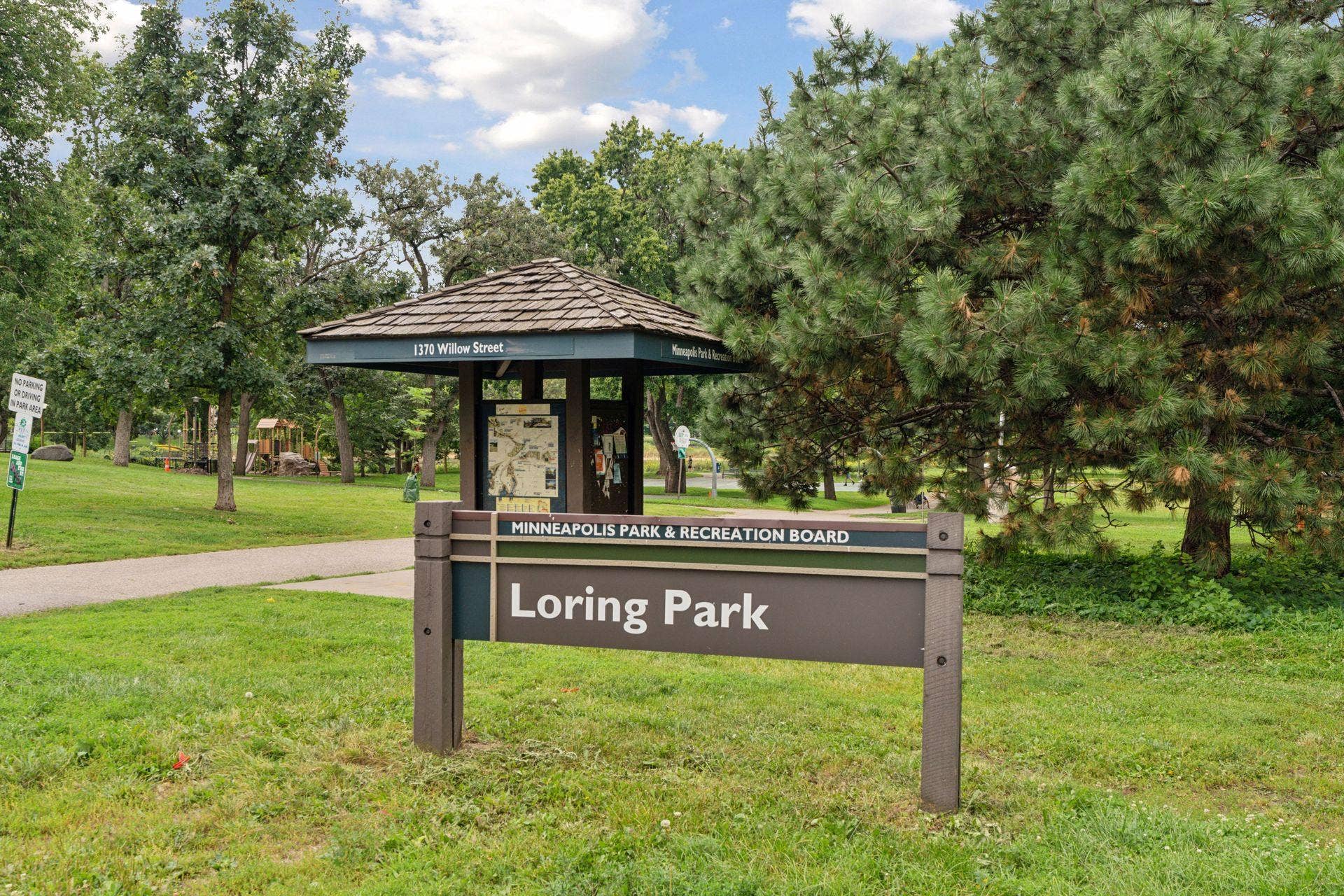 317 Groveland Avenue, #311, 45, Minneapolis, MN 55403 Neighborhood attractions within walking distance